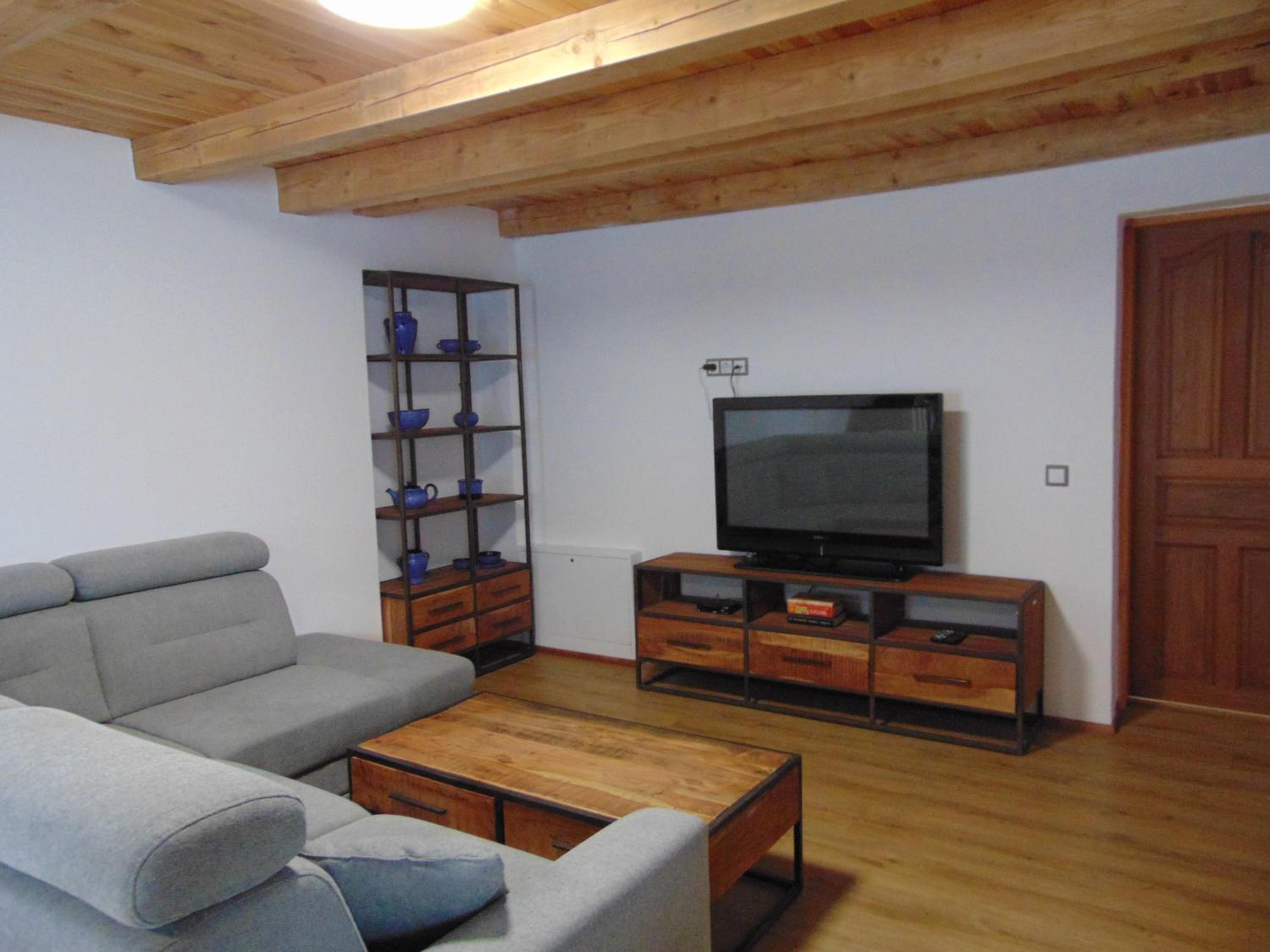 Maisonette photo 1