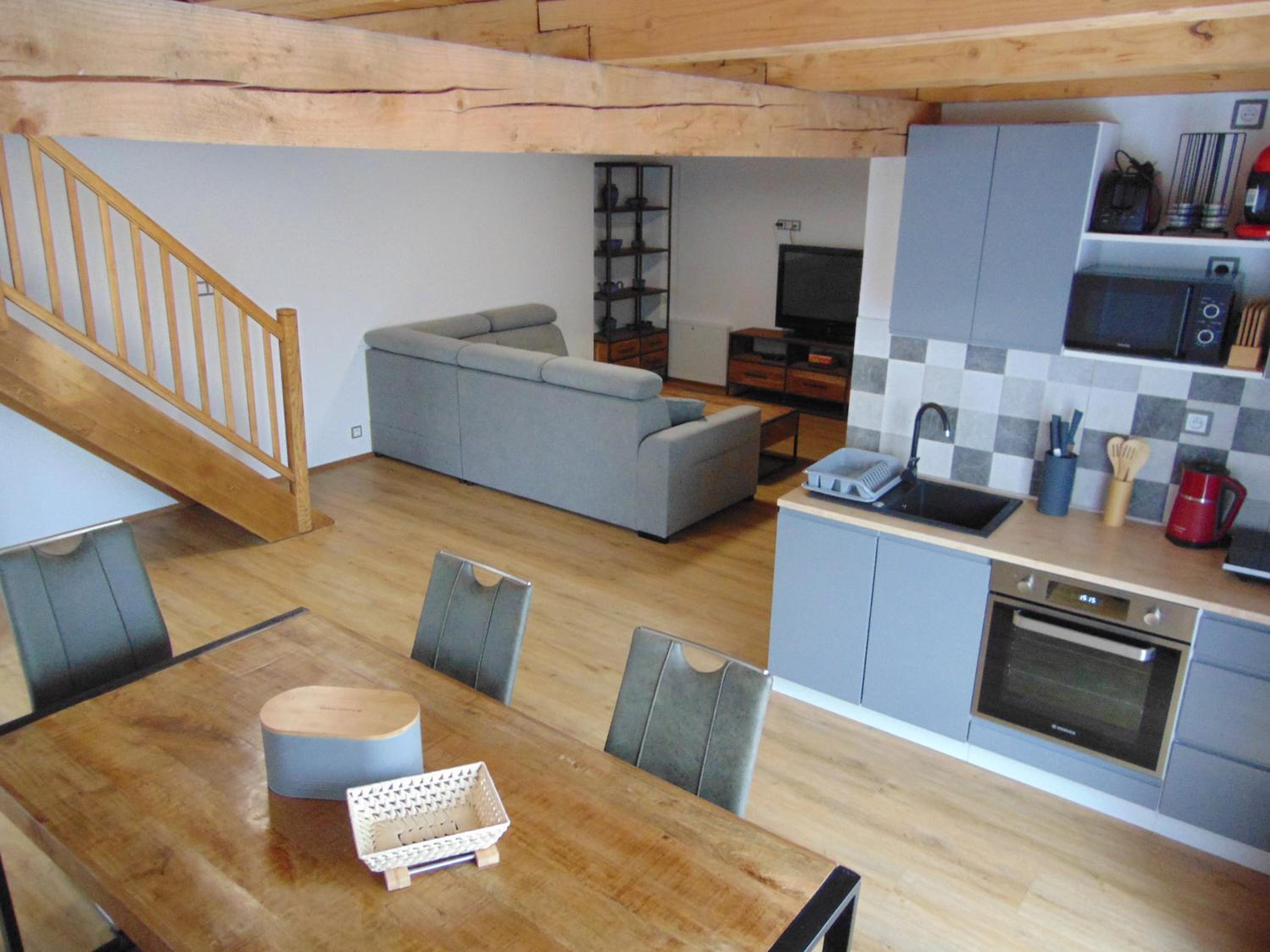 Maisonette photo 2