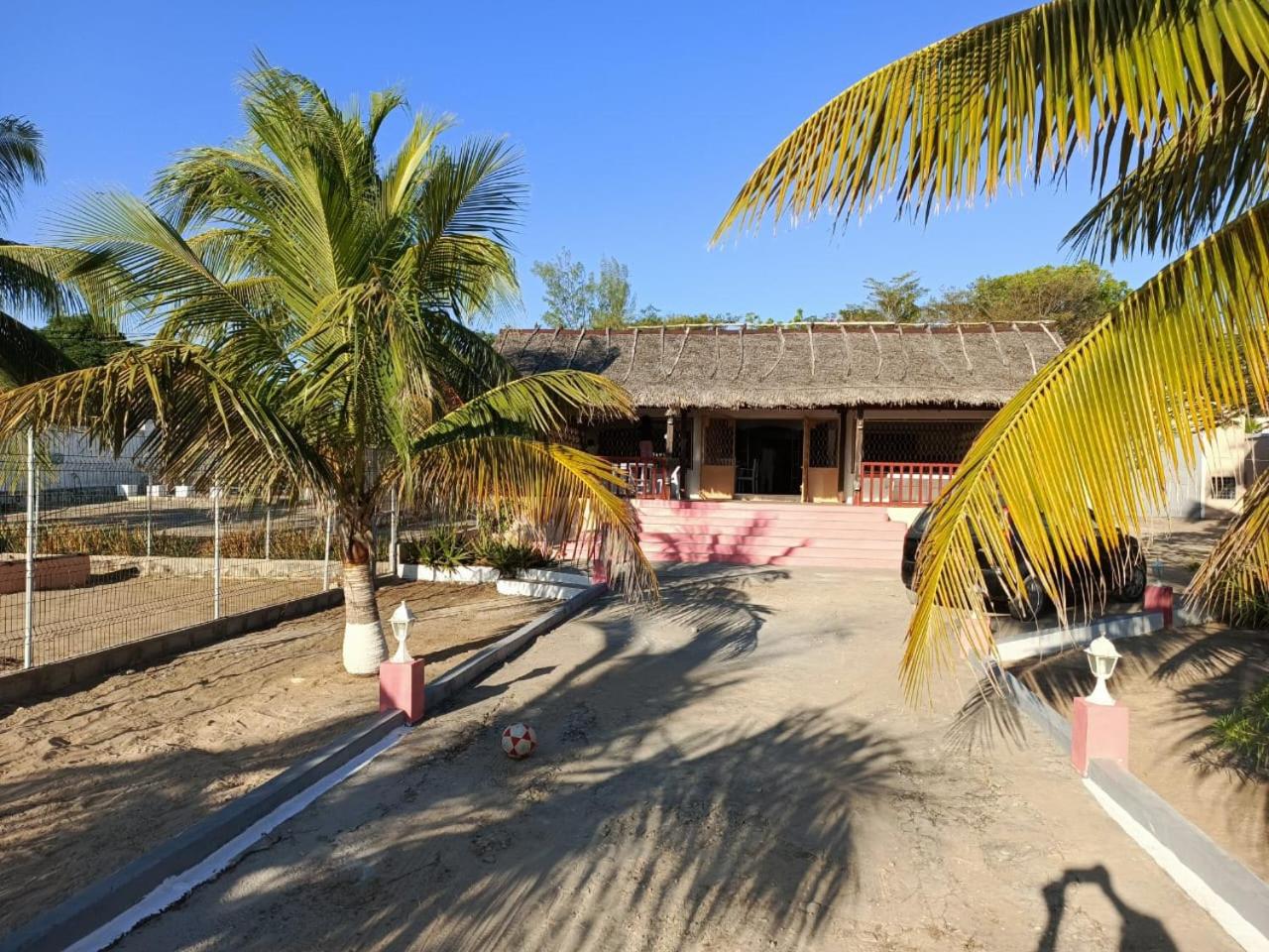 Three-Bedroom Villa photo 3