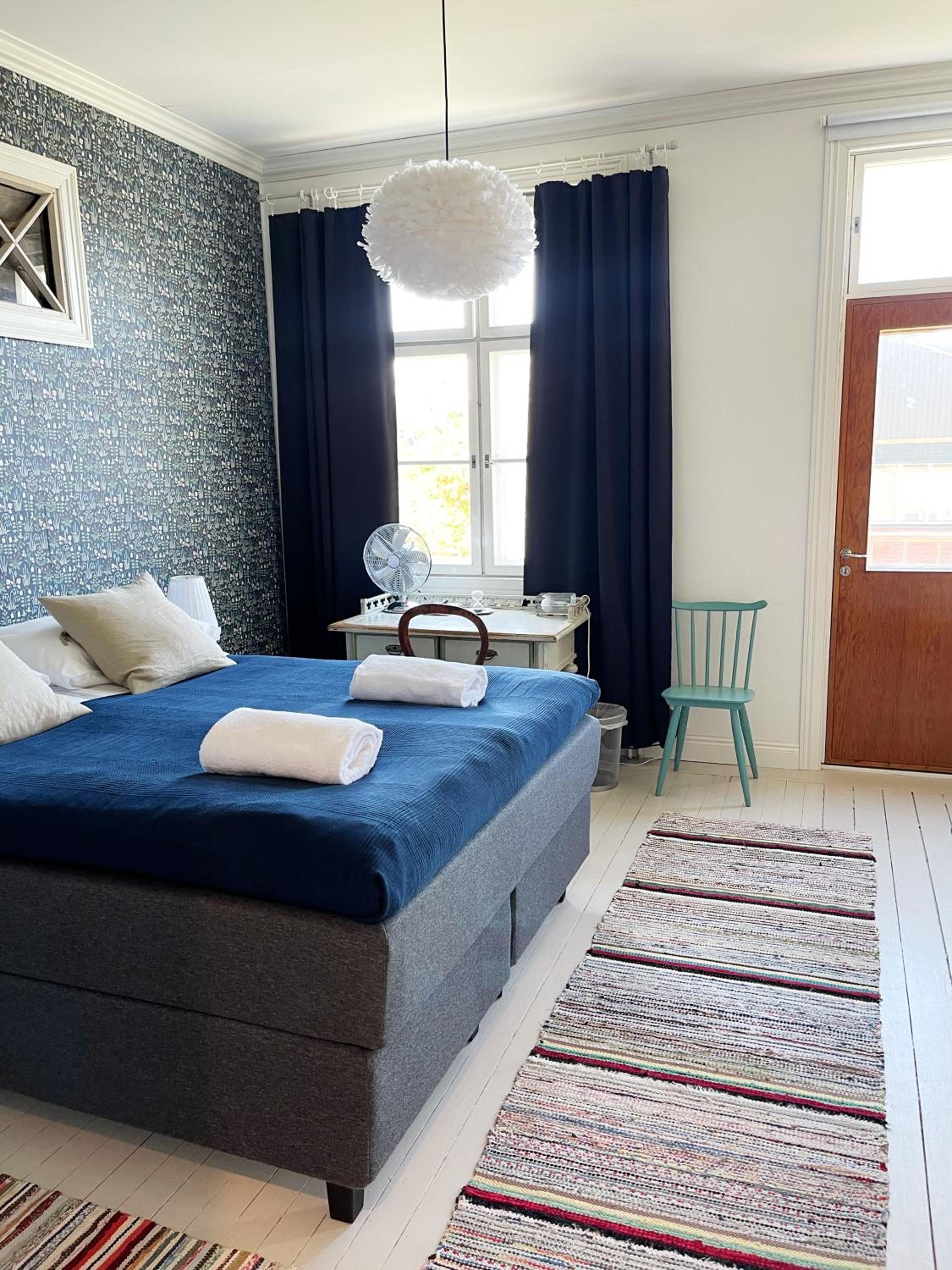 Double or Twin Room with Balcony - Photo 5