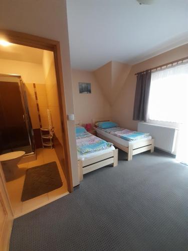 Twin Room with Balcony photo 3
