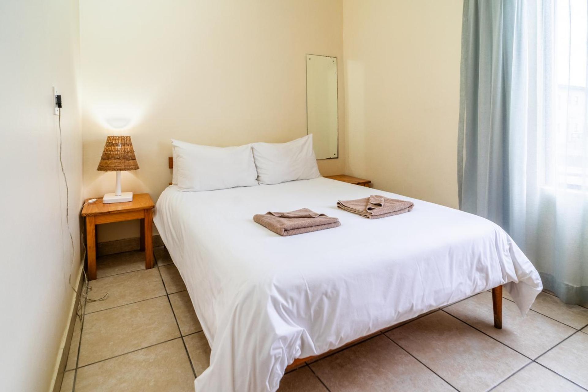 3 Sleeper Rondavel (1 bedroom)
