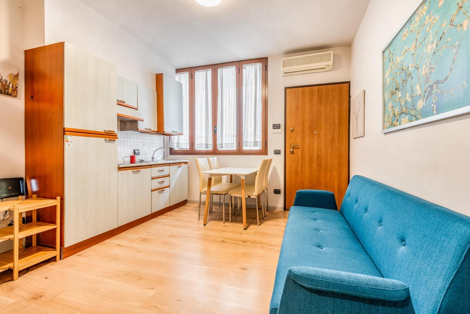 One-Bedroom Apartment