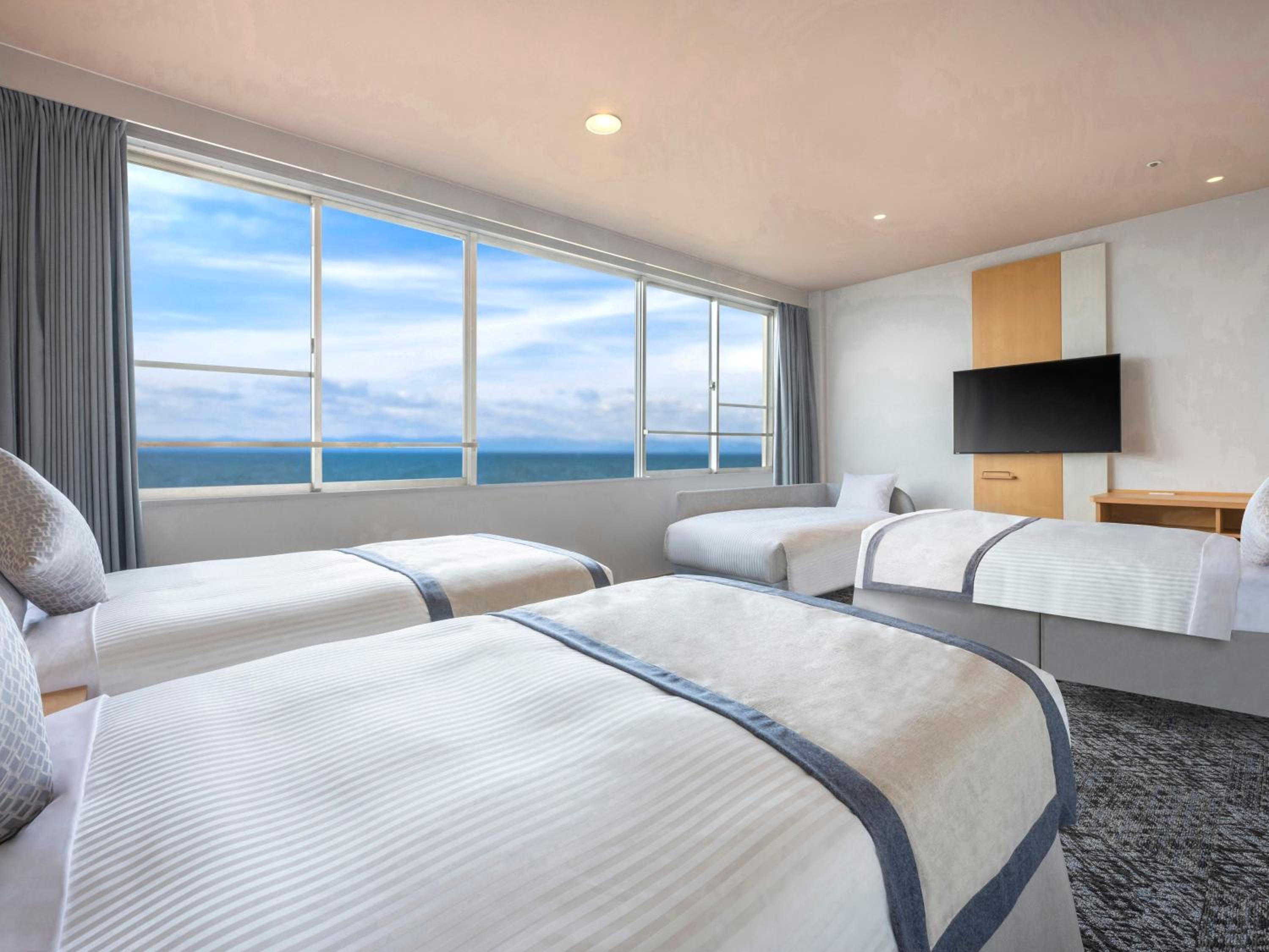 Family Room (With Private Bath)
