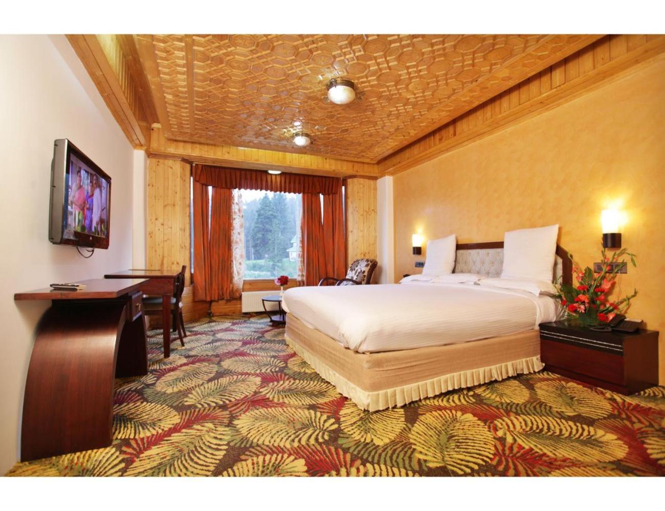 Deluxe Room - Photo 4