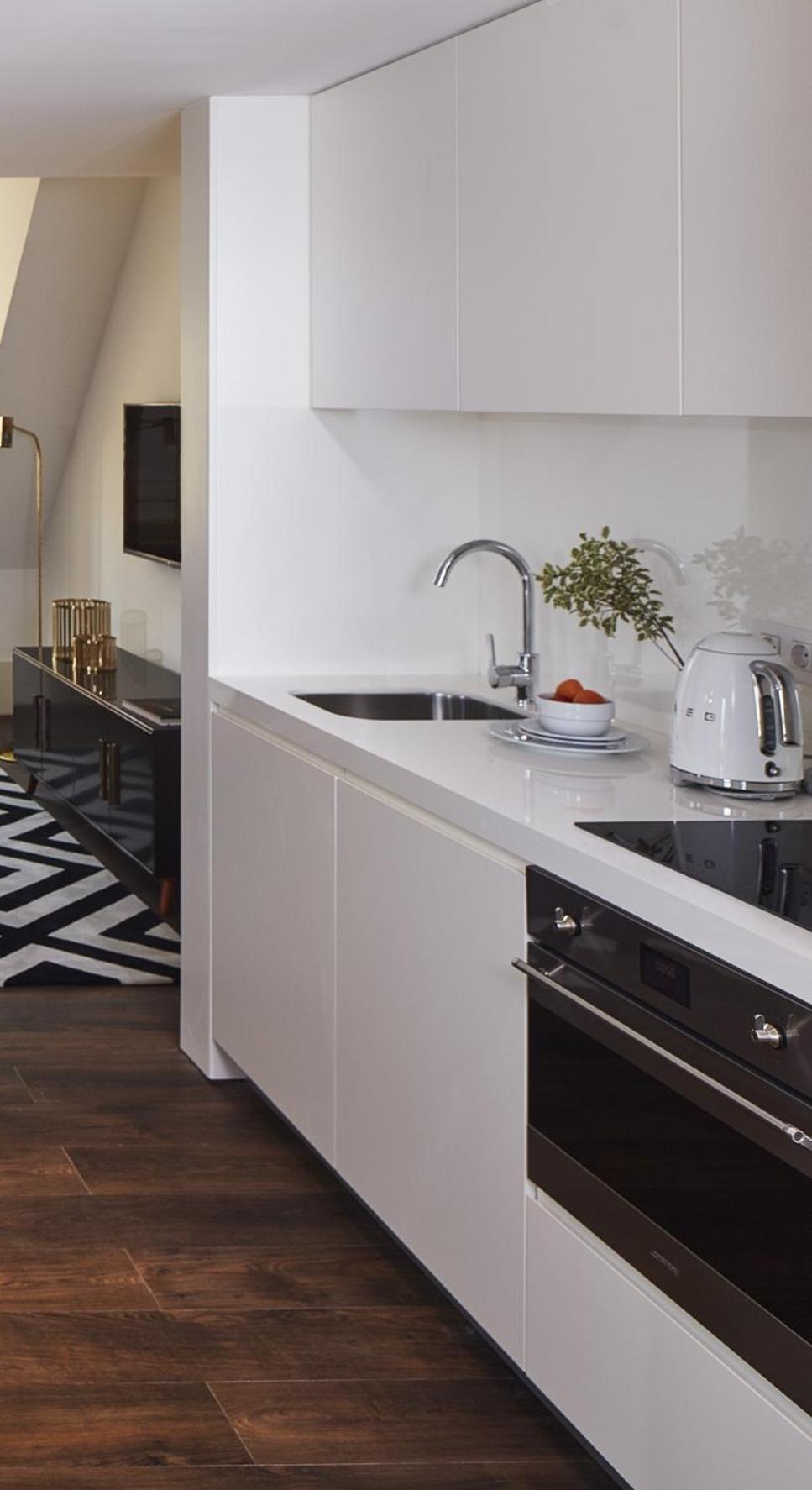 Penthouse Apartment photo 2