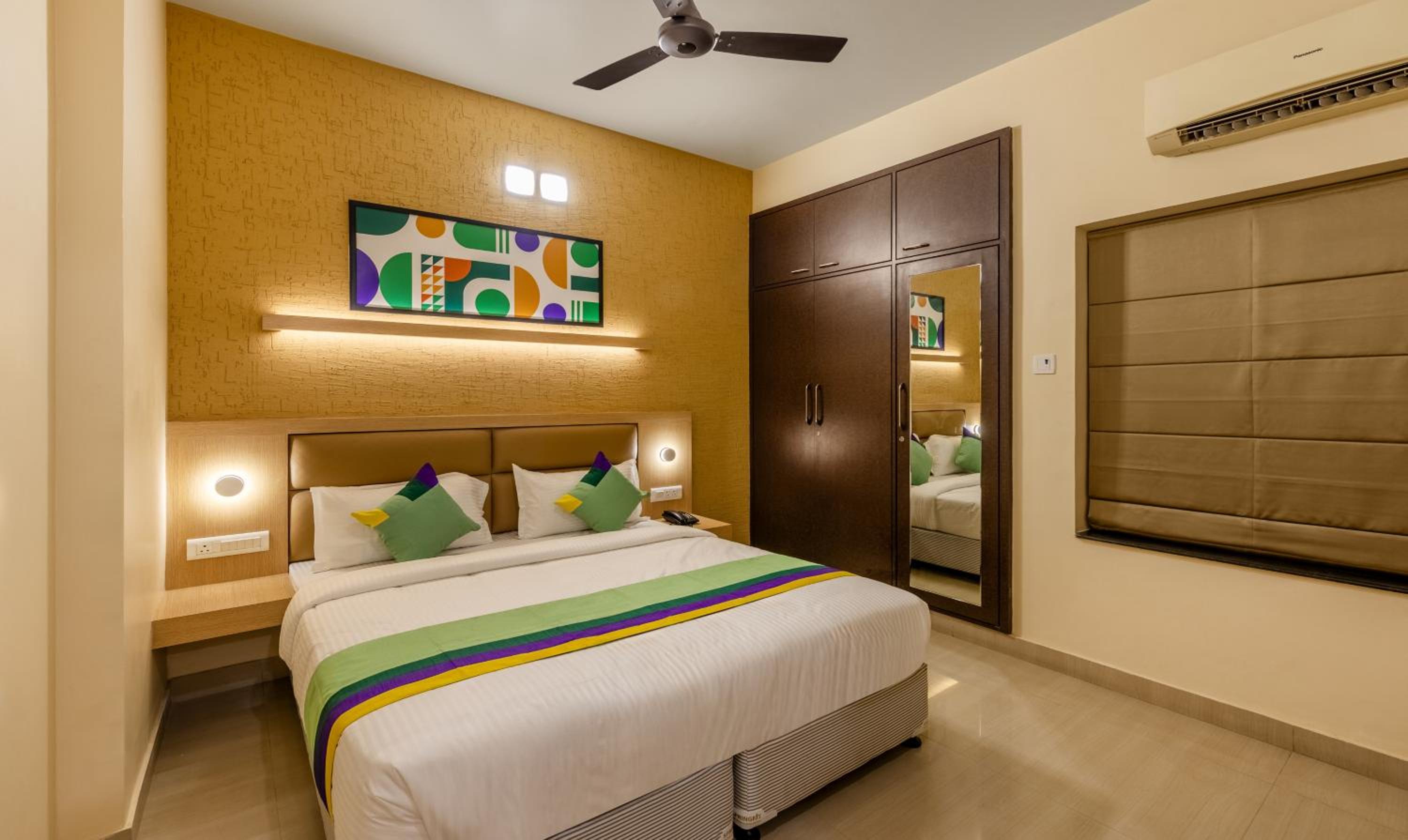 Economy Room