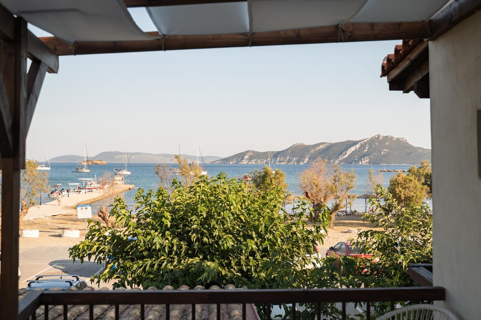 Beach Junior Suite with Two Balconies - Photo 7