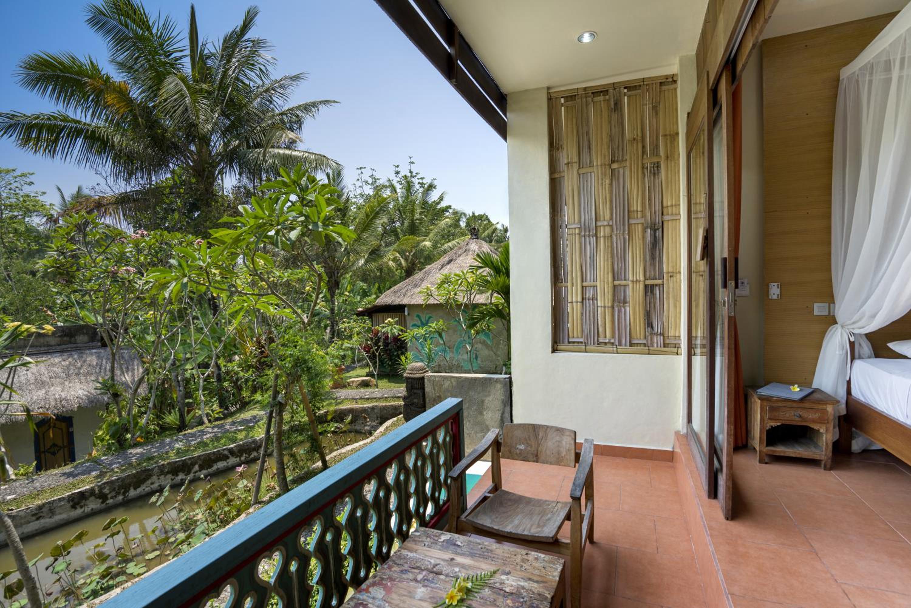 Deluxe Twin Room with Garden View and Free Benefits photo 2