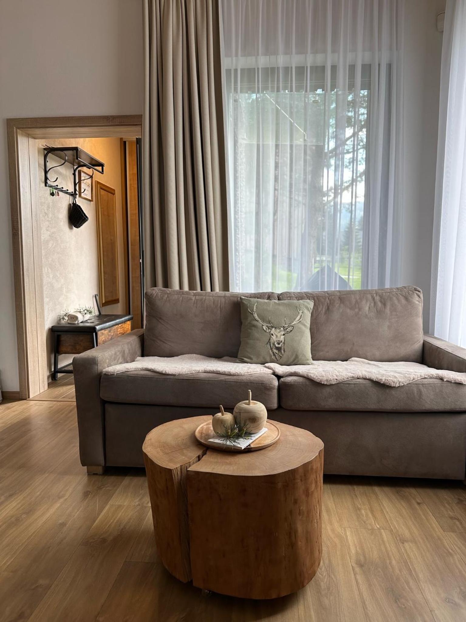 One-Bedroom Apartment - Photo 7