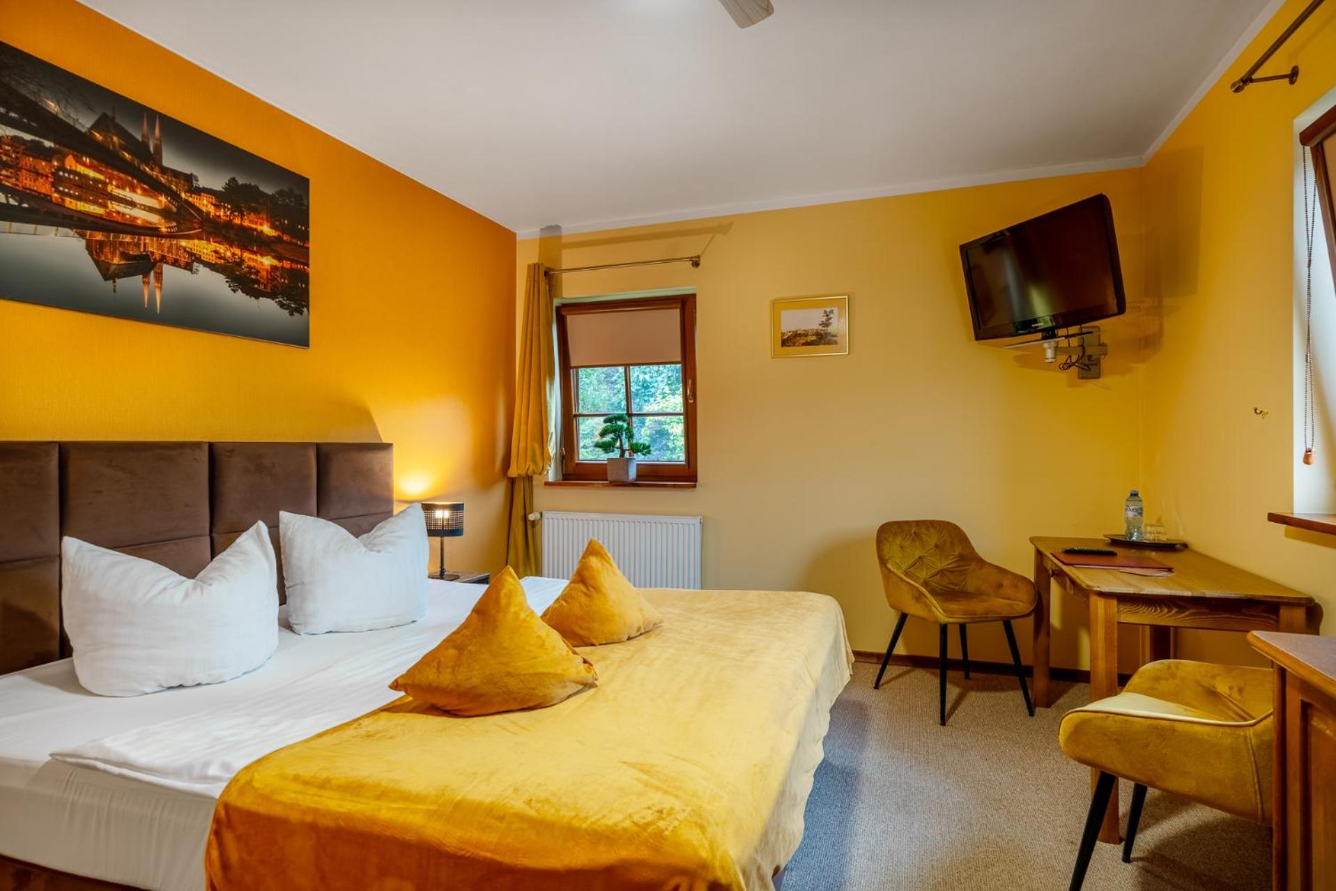 Double Room - Photo 1