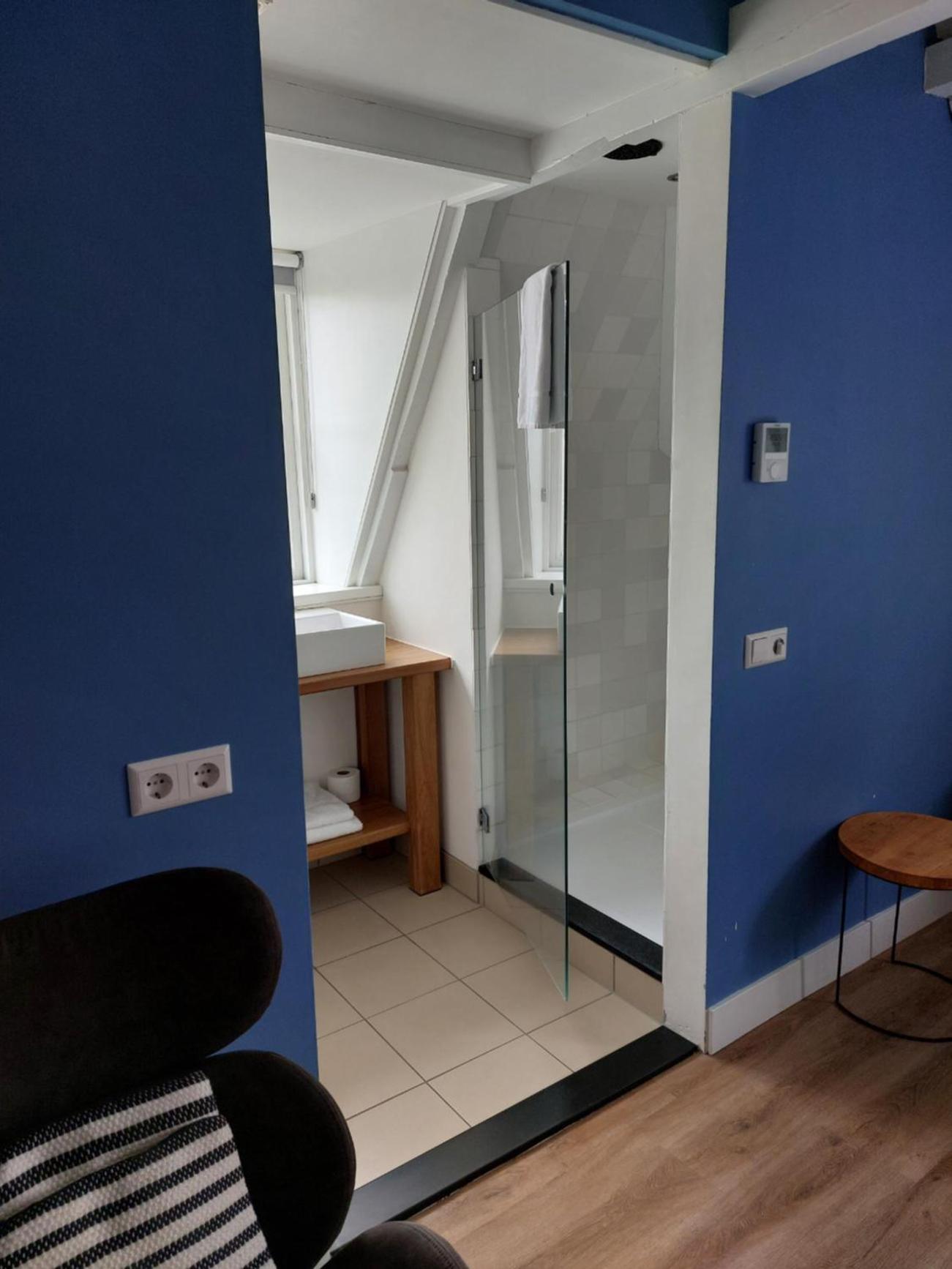 Standard Double Room photo 3