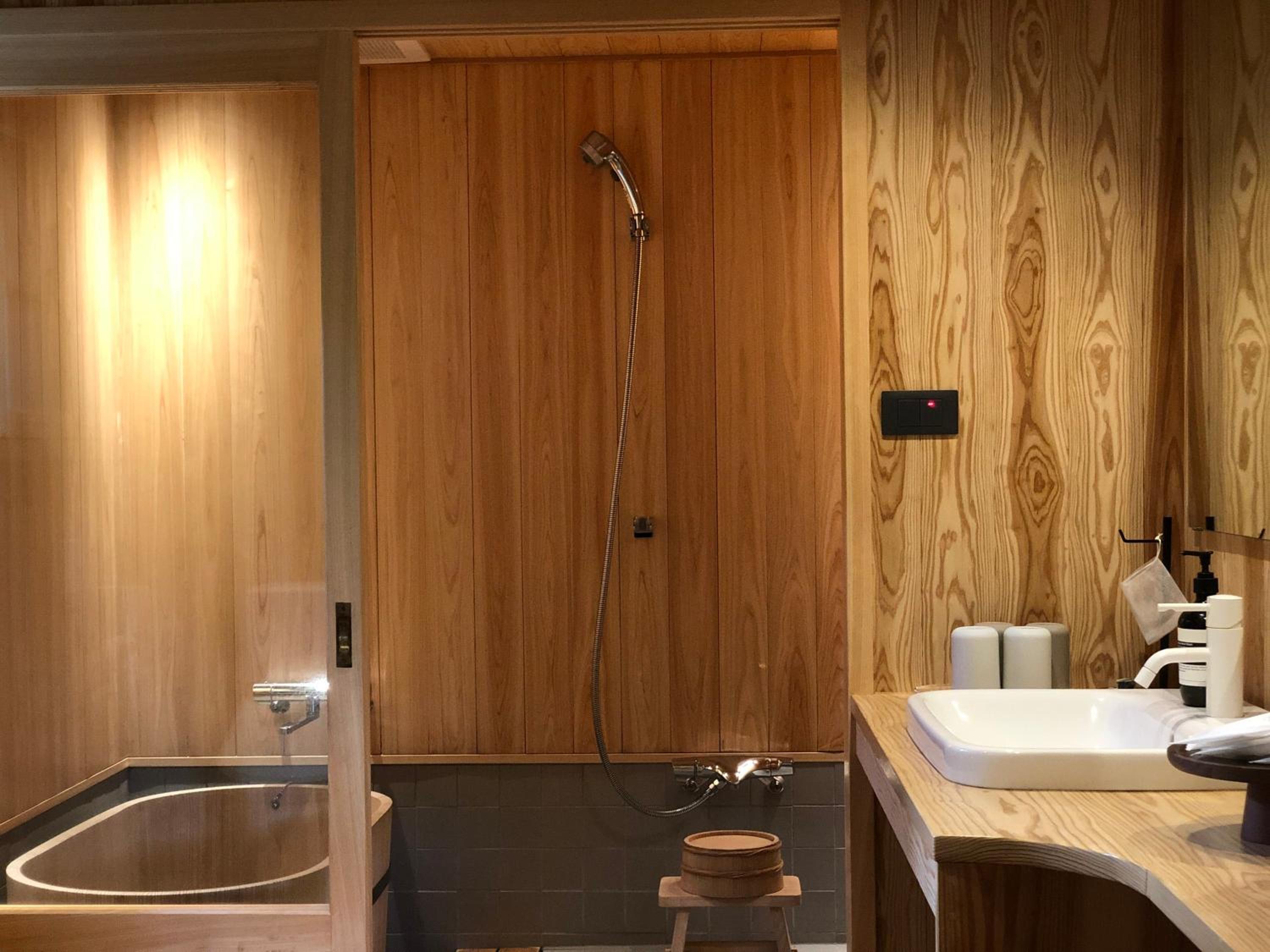 Villa - Non-Smoking photo 3
