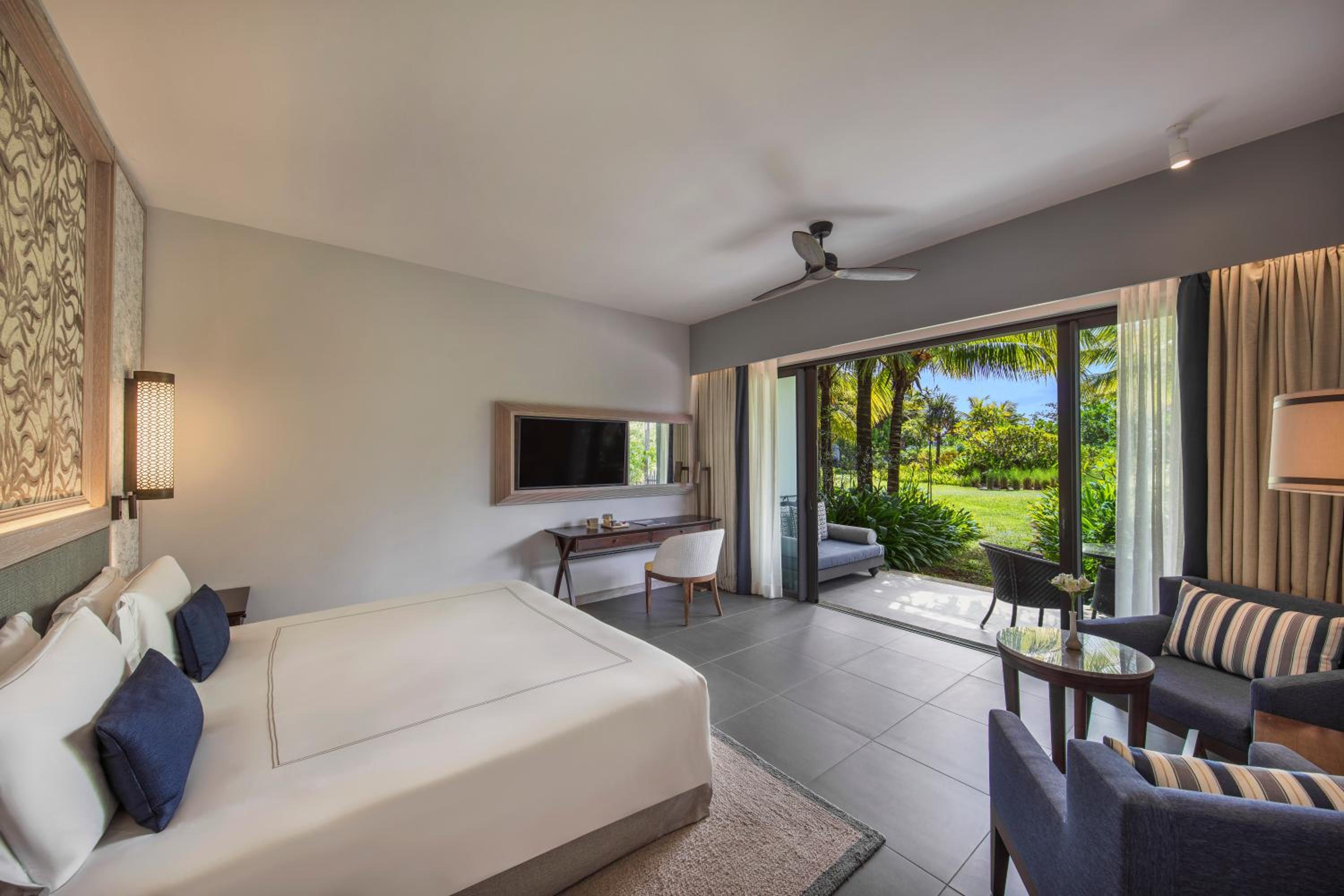 Premier Garden View Room - Photo 1