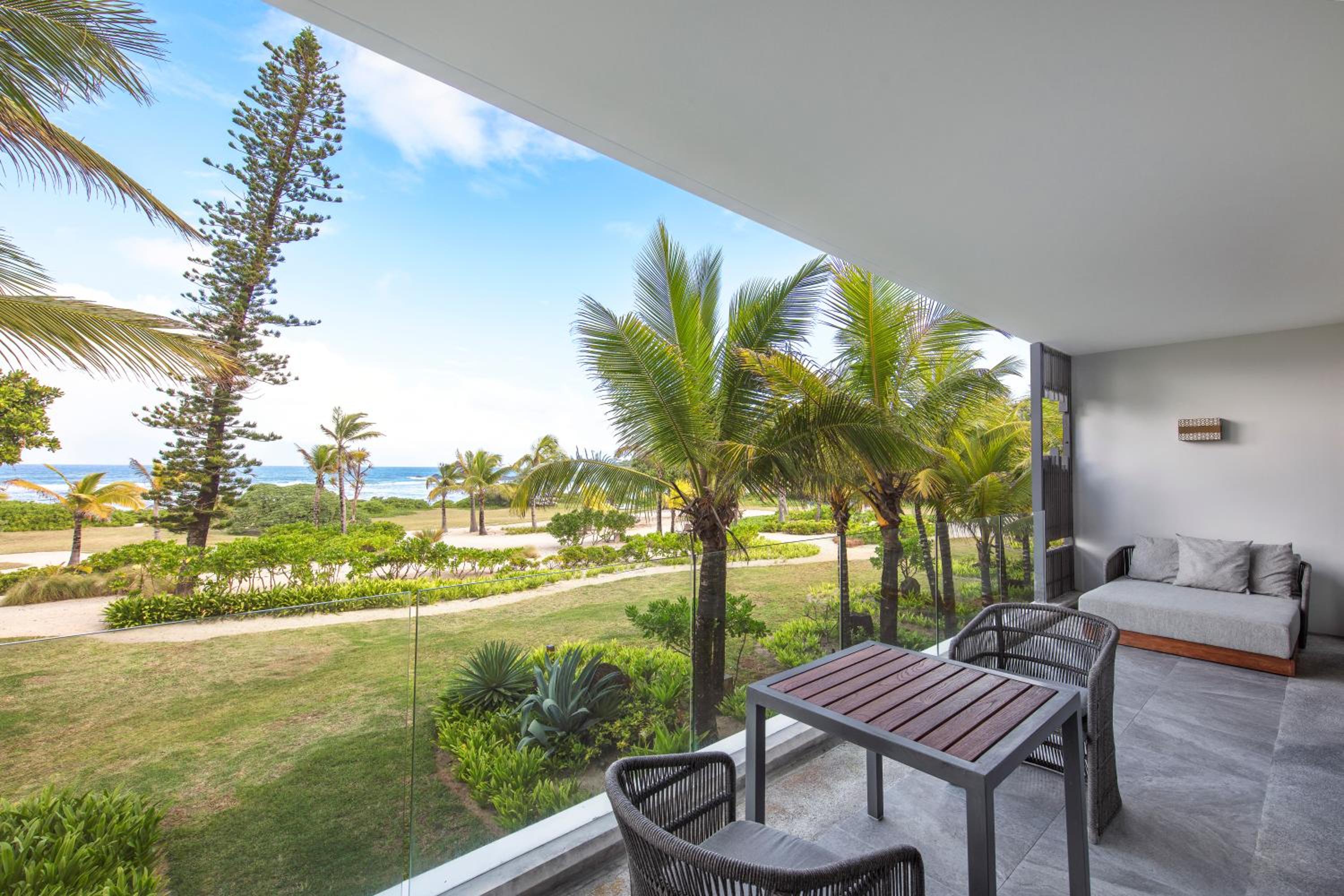 Ocean View Suite - Photo 7