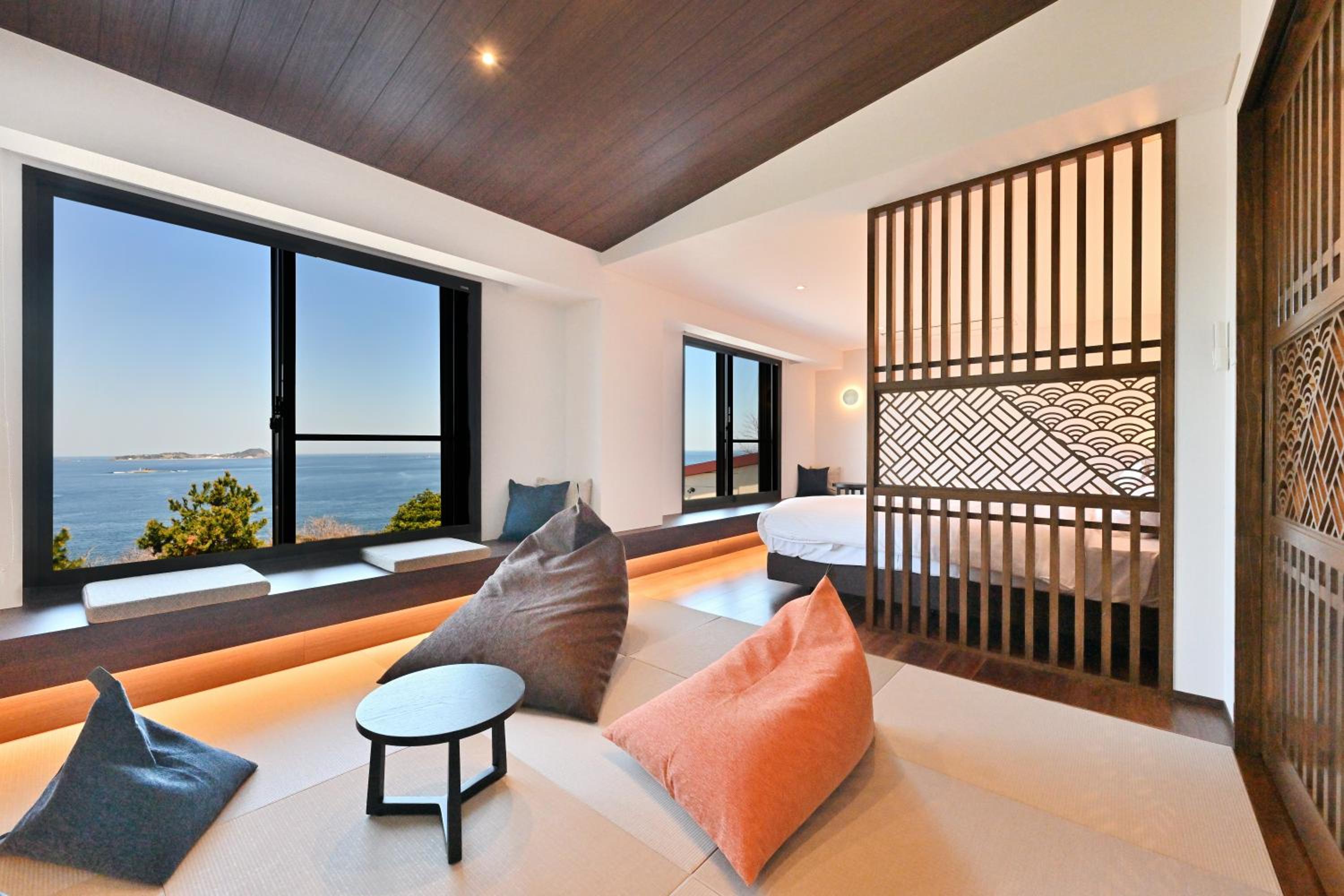 Premium Quadruple Room