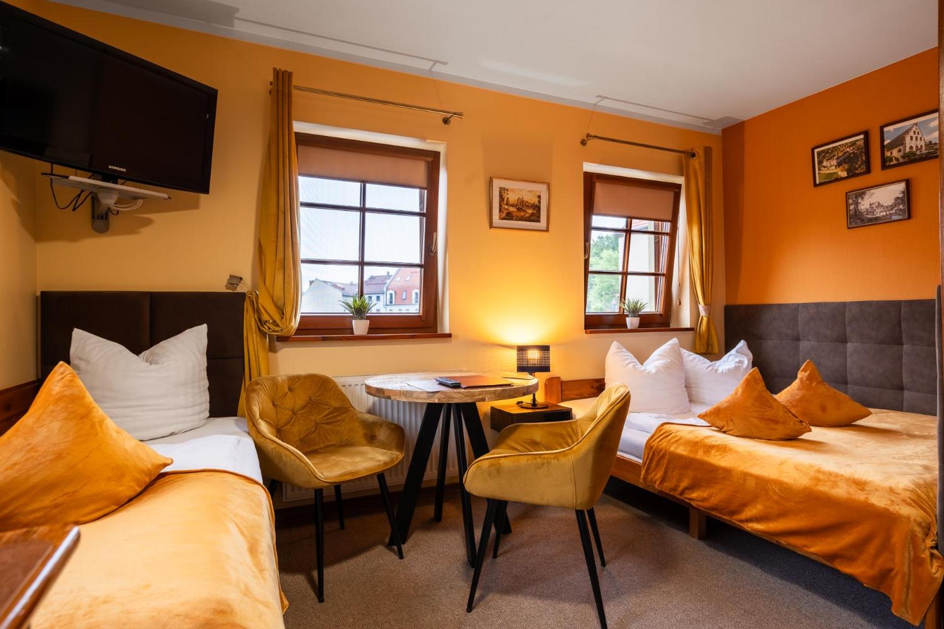 Triple Room - Photo 2