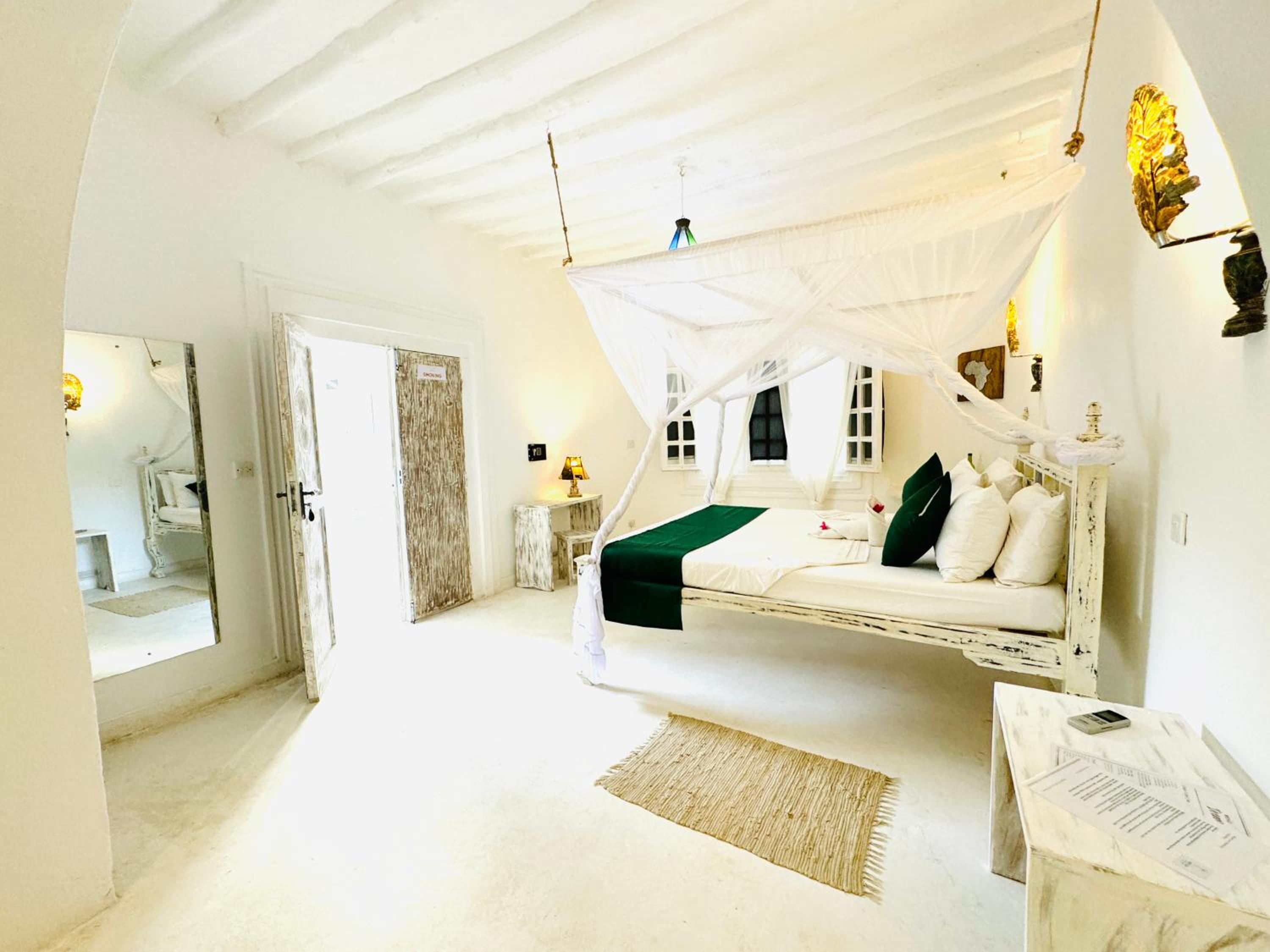 Double Room with Private Bathroom photo 1