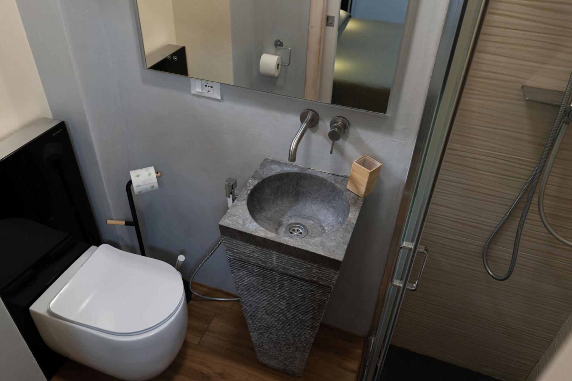 One-Bedroom Apartment - Photo 13