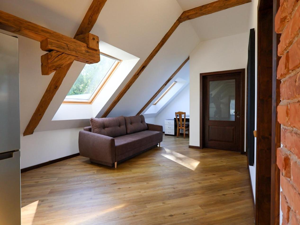 One-Bedroom House photo 1
