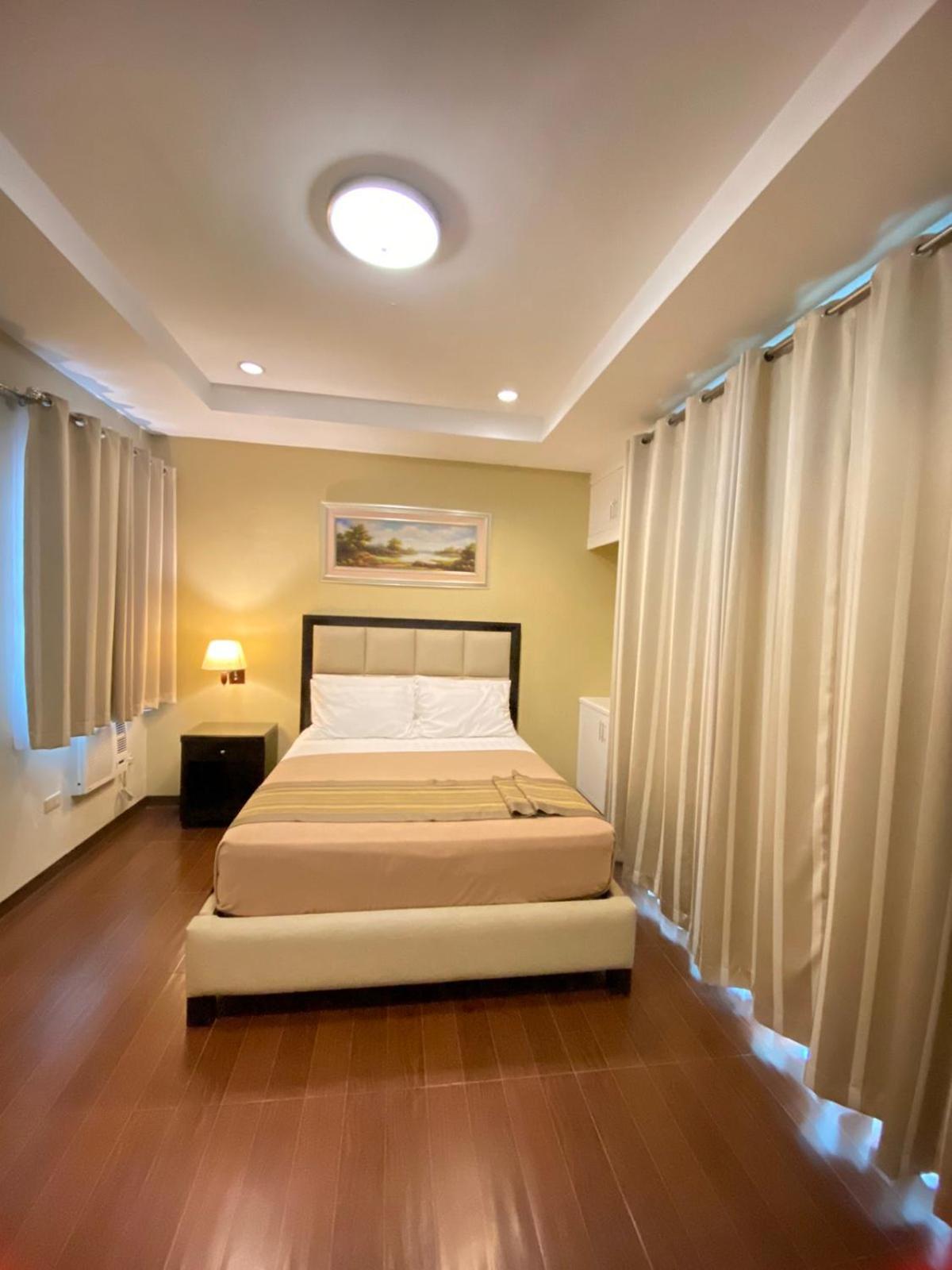 Luxury Suite - Photo 1