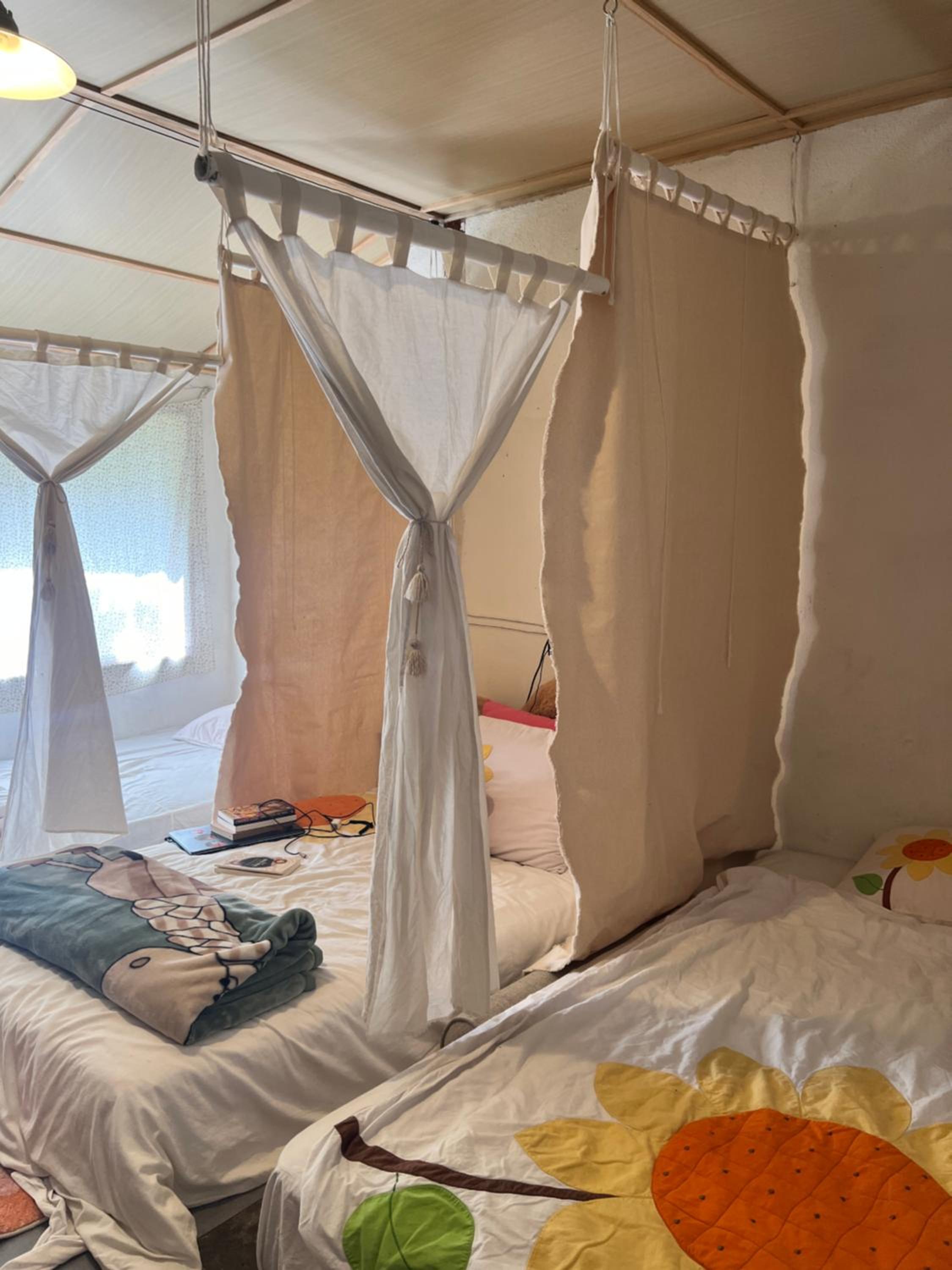 Single Bed In Dormitory Room photo 2