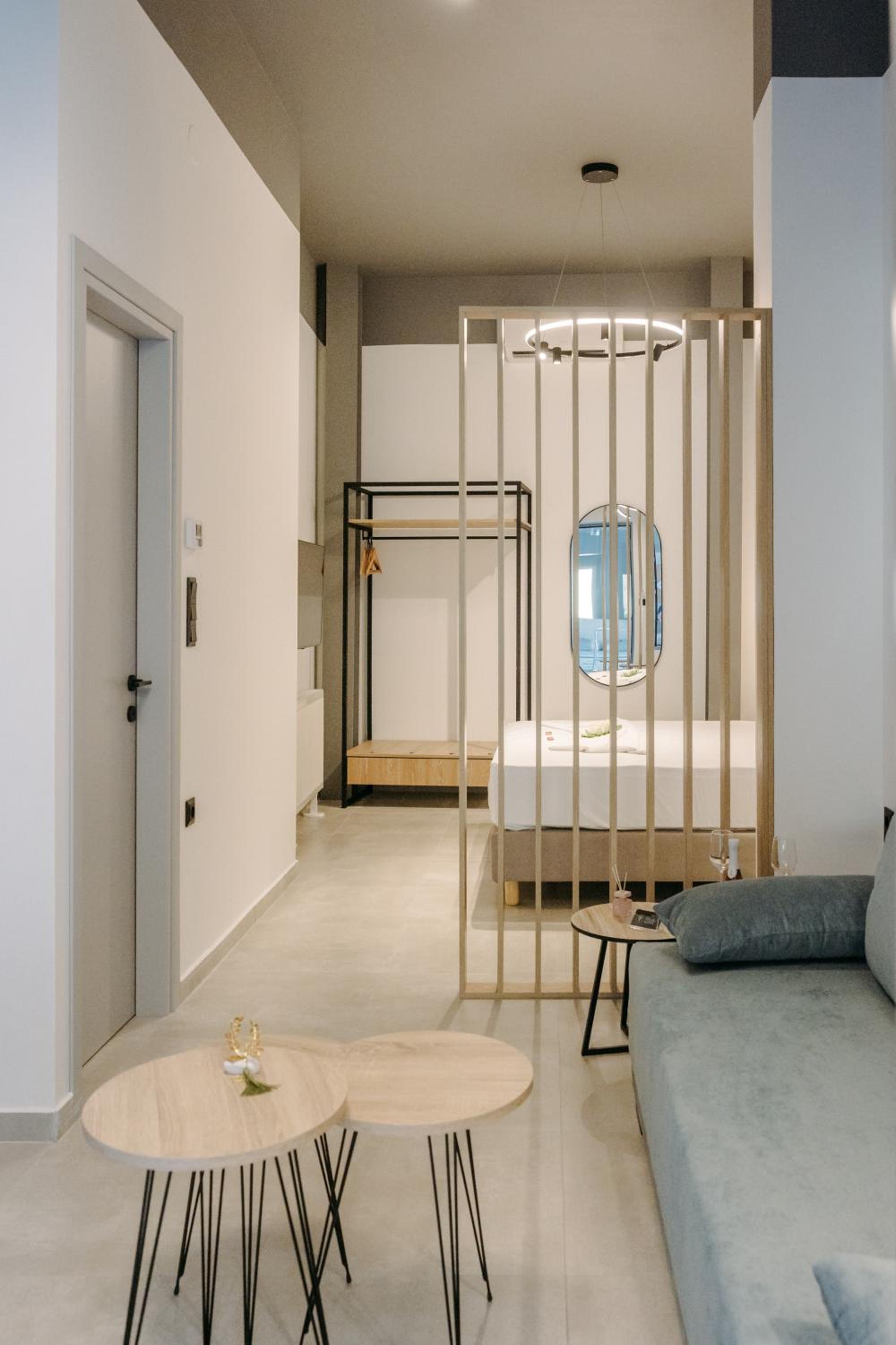 Family Studio - Photo 2