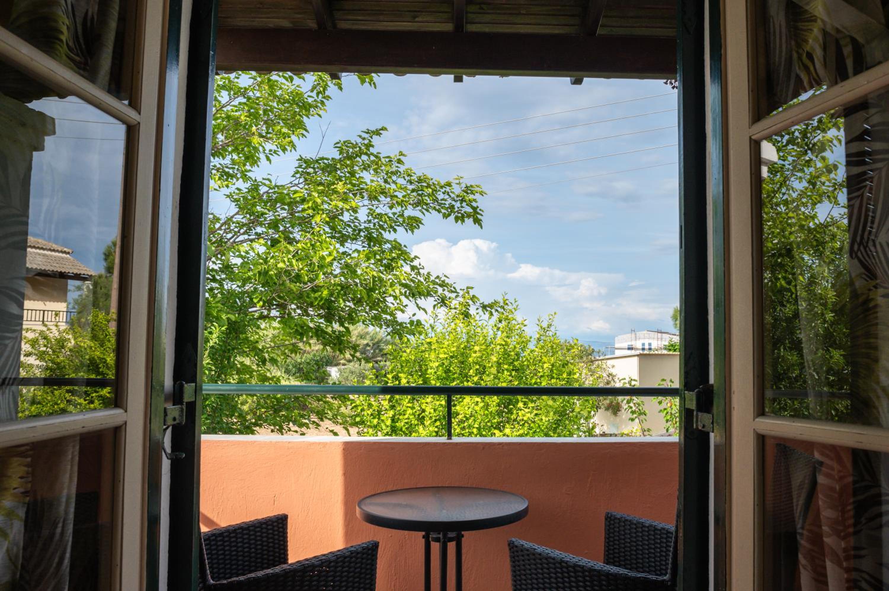 Studio with Garden View