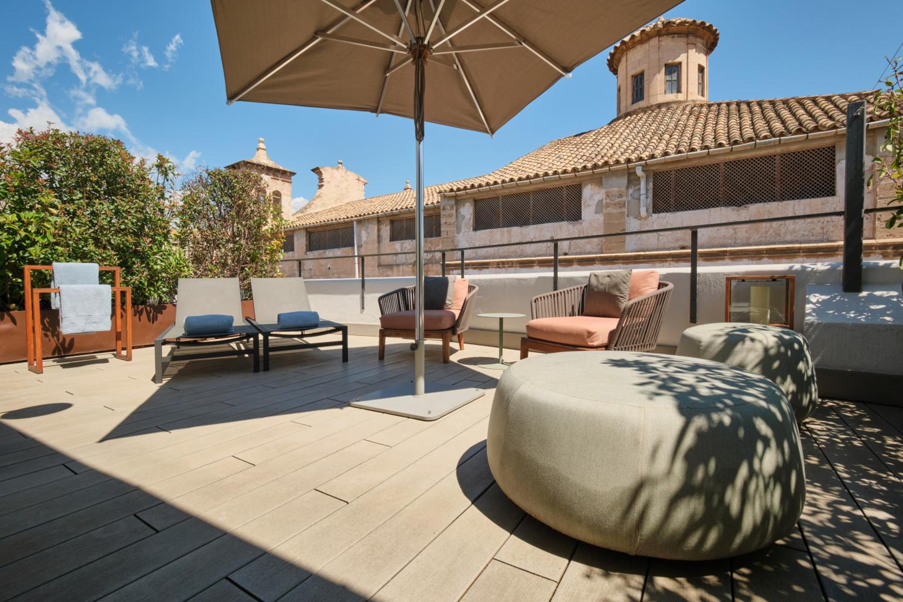 Suite Junior con Terraza Suite Junior con Terraza