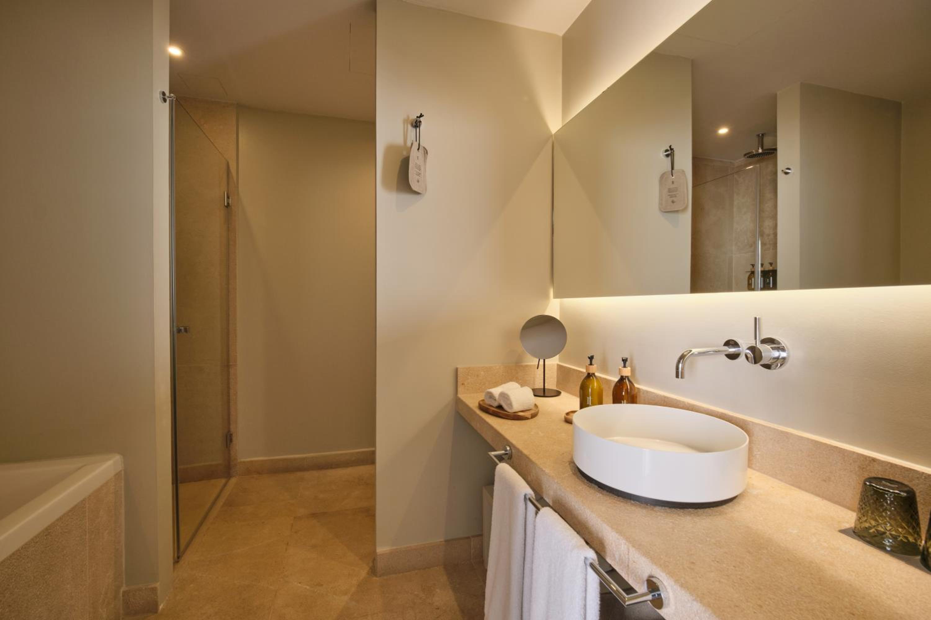 Suite Junior con Terraza Suite Junior con Terraza