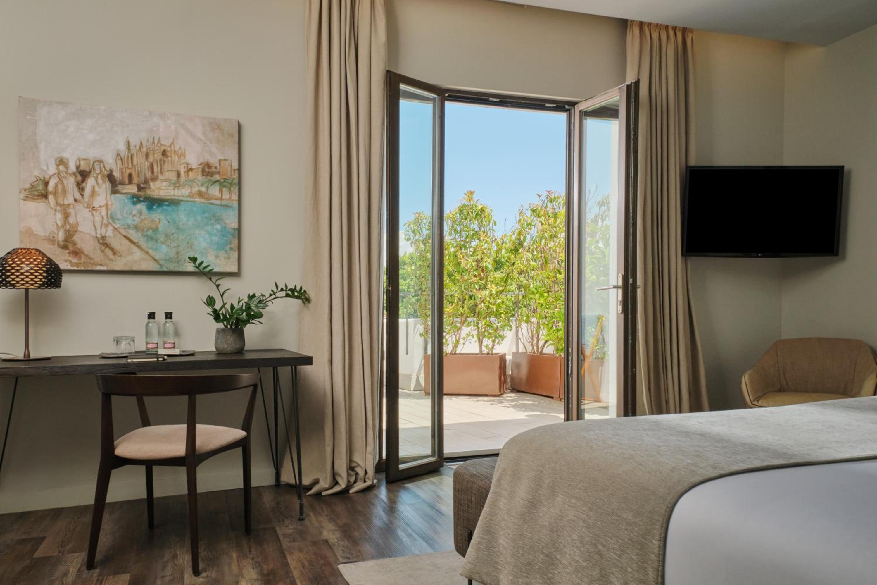 Suite Junior con Terraza Suite Junior con Terraza