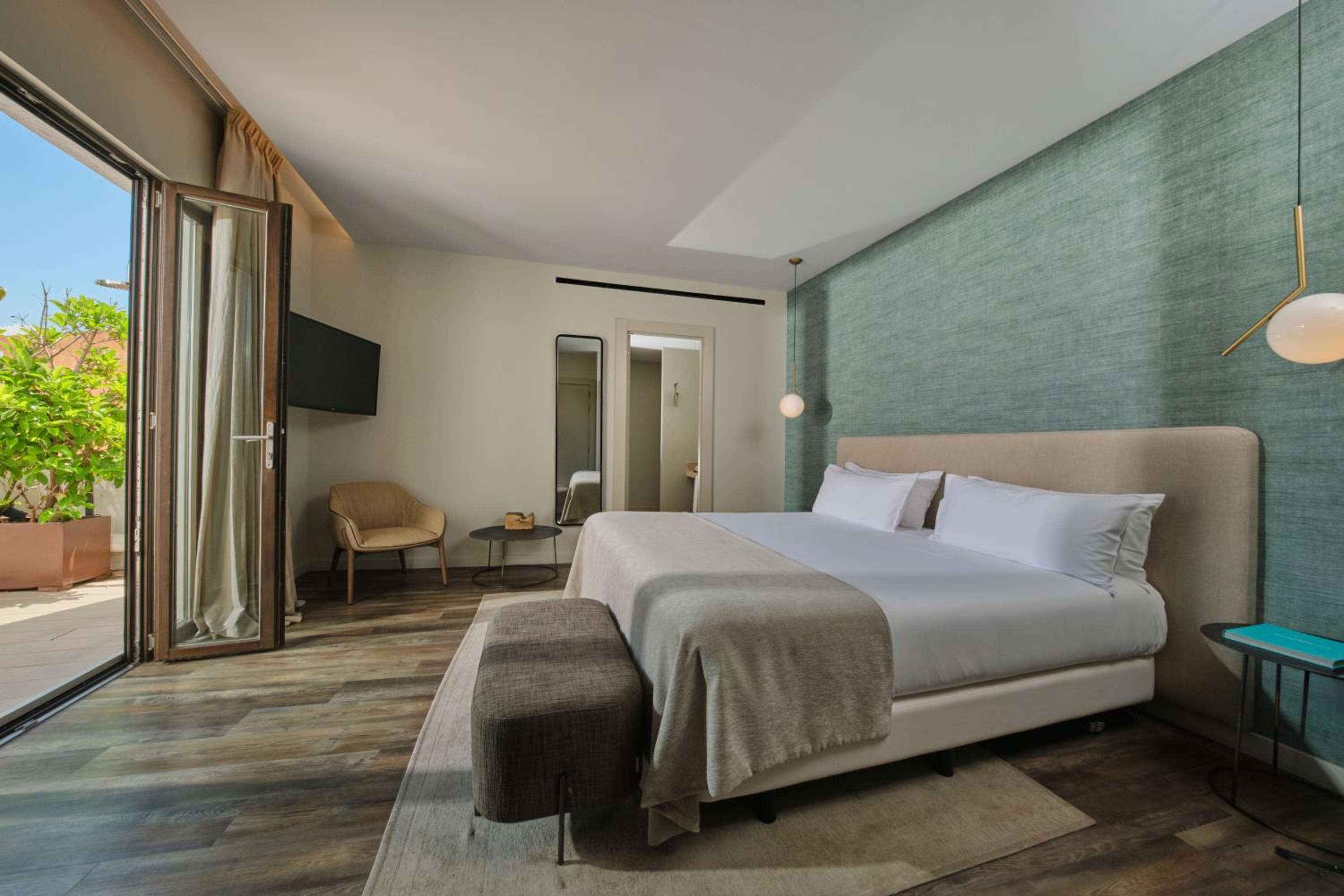 Suite Junior con Terraza Suite Junior con Terraza