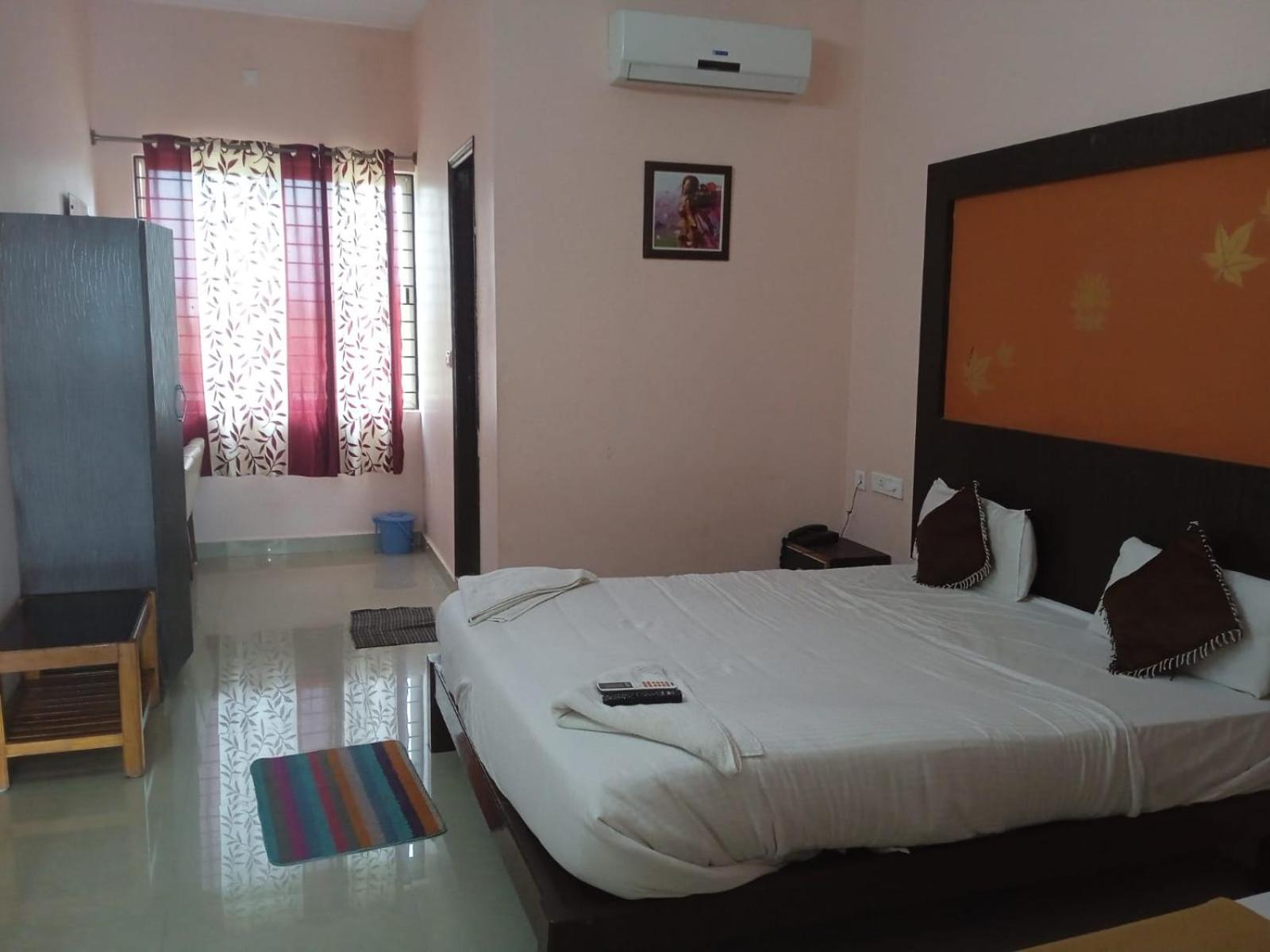 Deluxe Triple Room photo 2