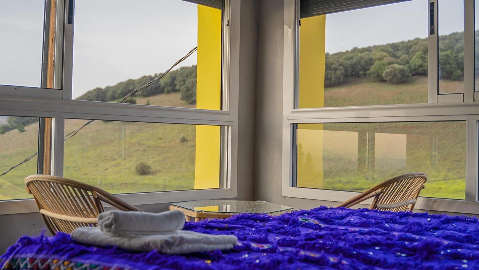 Triple Room with Pool View - Photo 9