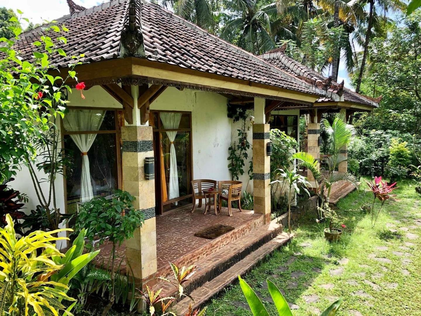 Double Room with Private Bathroom - Photo 6