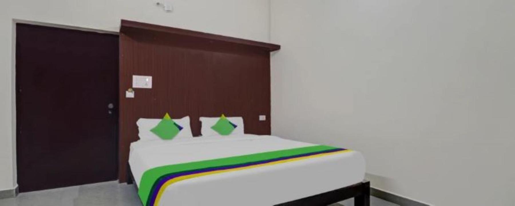 Deluxe Double Room photo 2