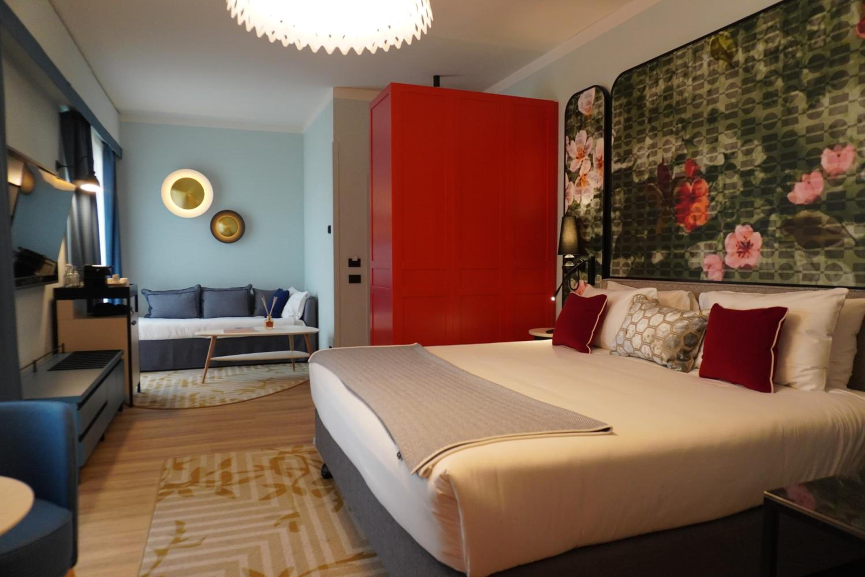 King Suite with Sofa Bed