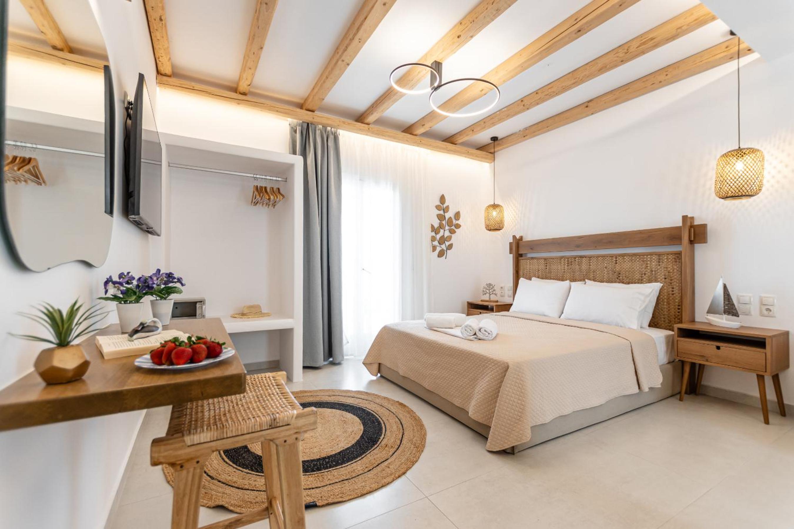 Queen Suite with Sea View