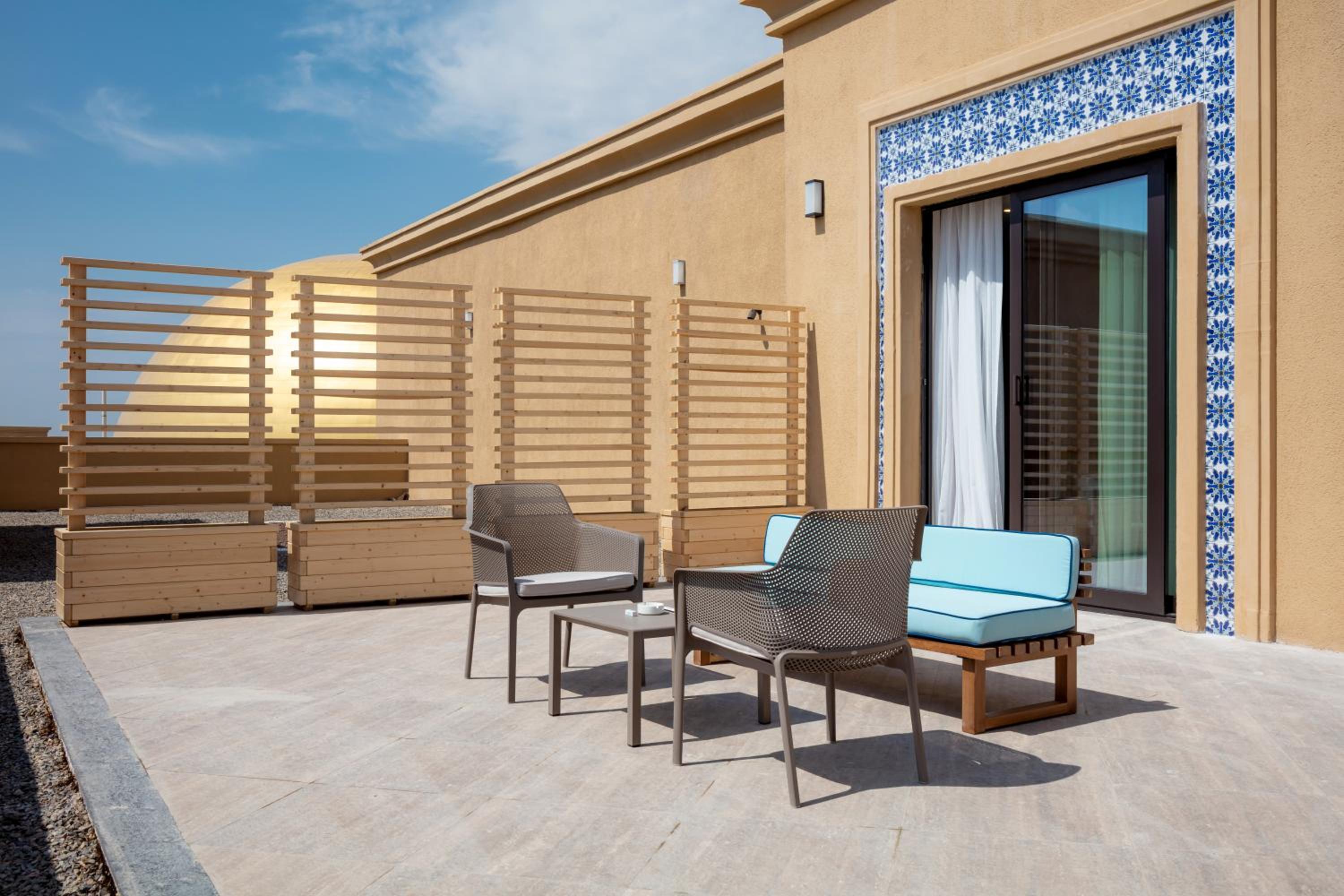 Junior Suite with Terrace - Photo 7