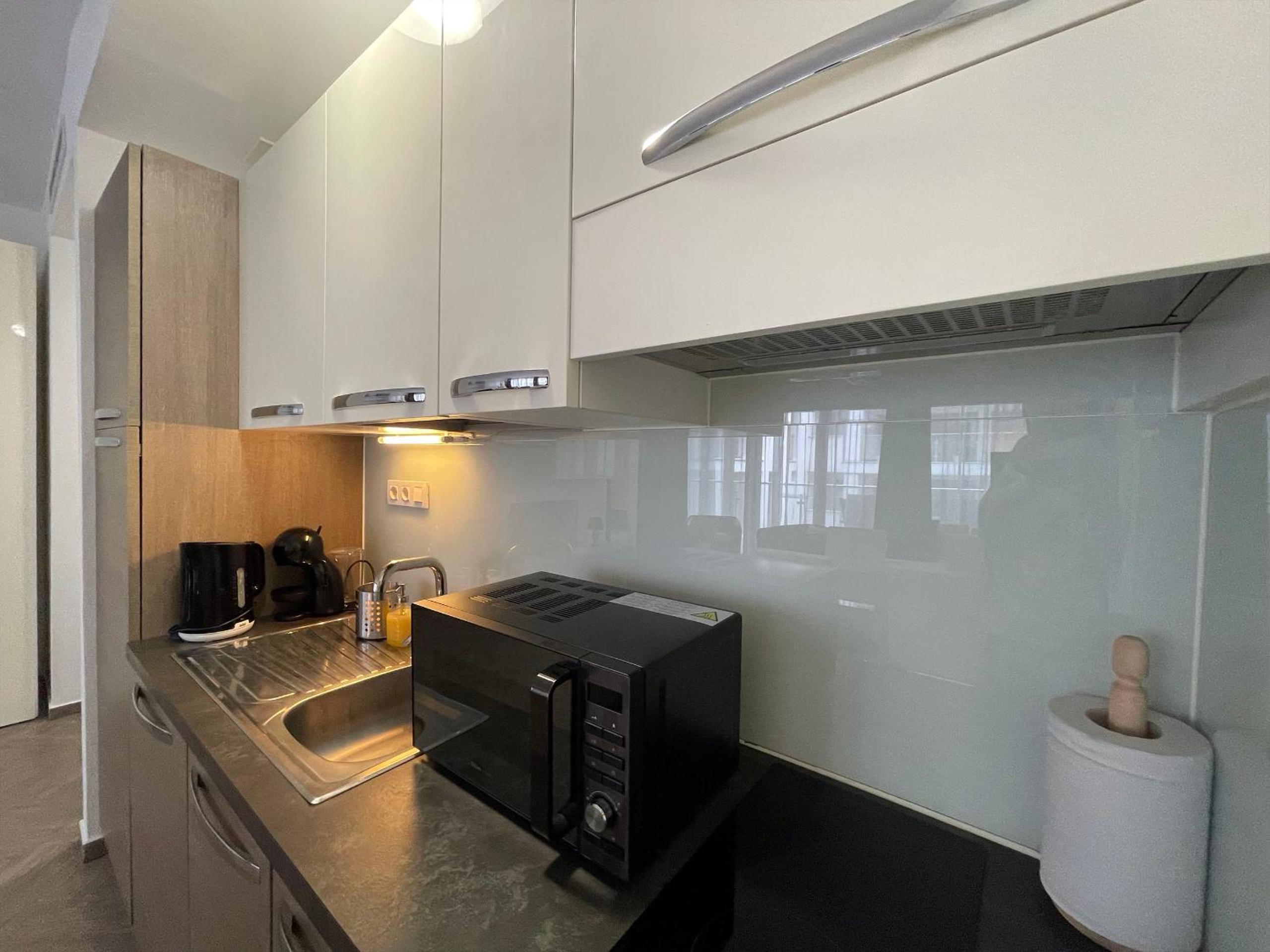 Superior Apartman 130m From The Main Building - Photo 14