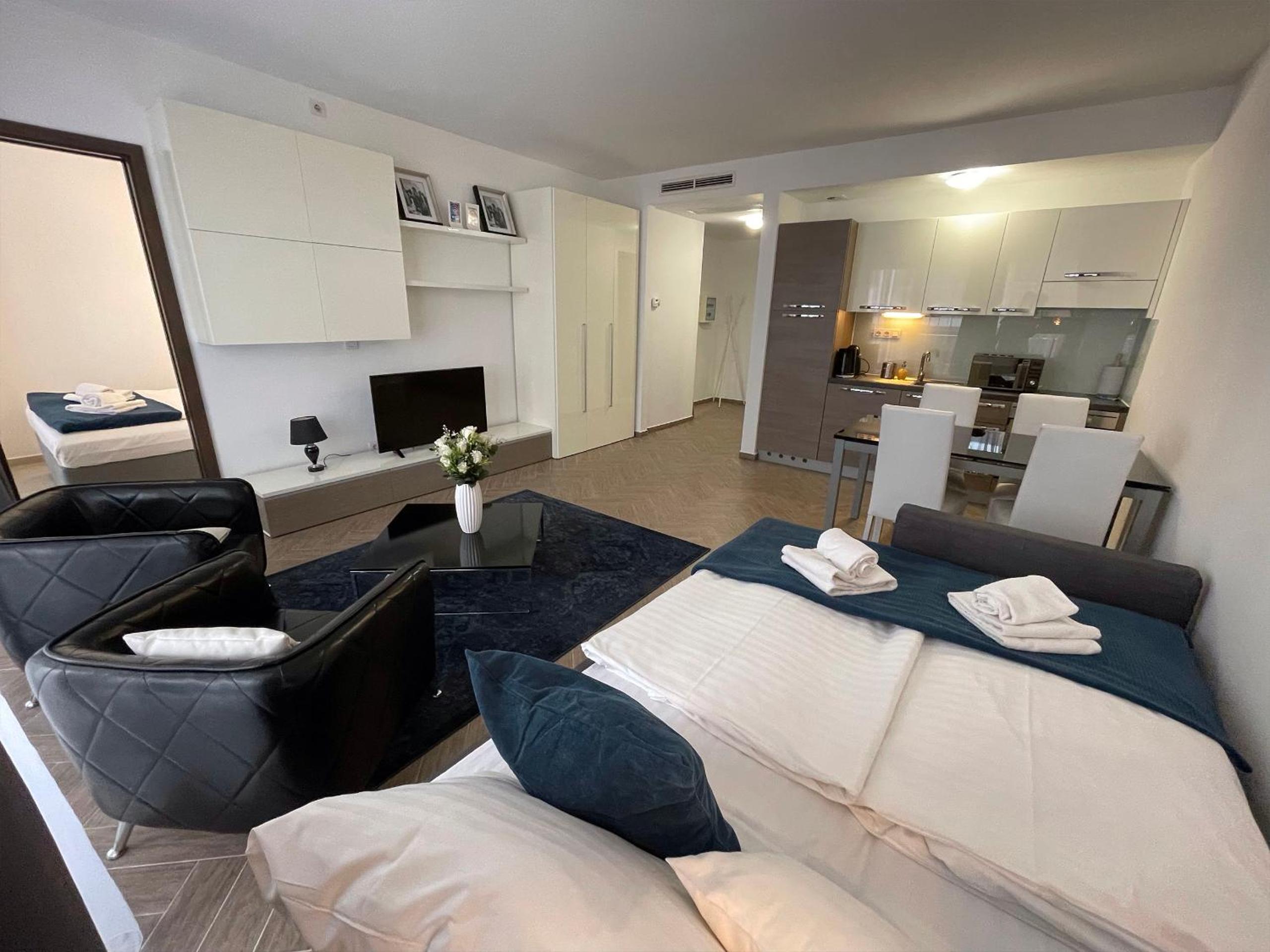 Superior Apartman 130m From The Main Building - Photo 11