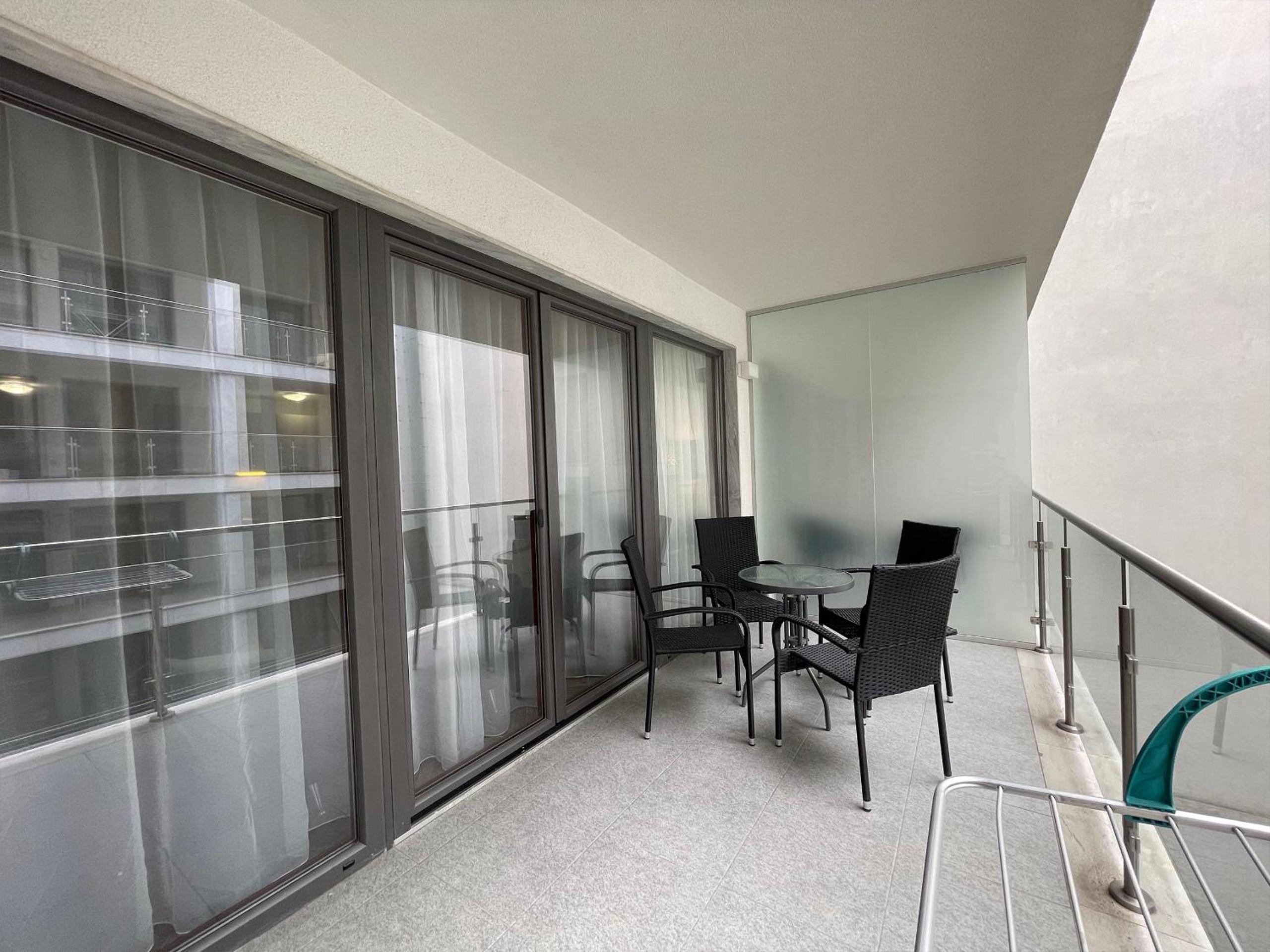 Superior Apartman 130m From The Main Building - Photo 6