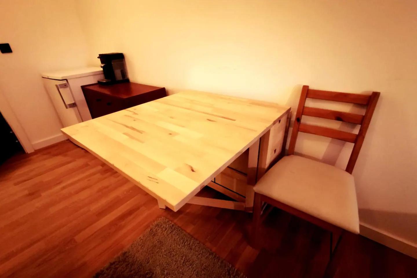 One-Bedroom Apartment photo 3