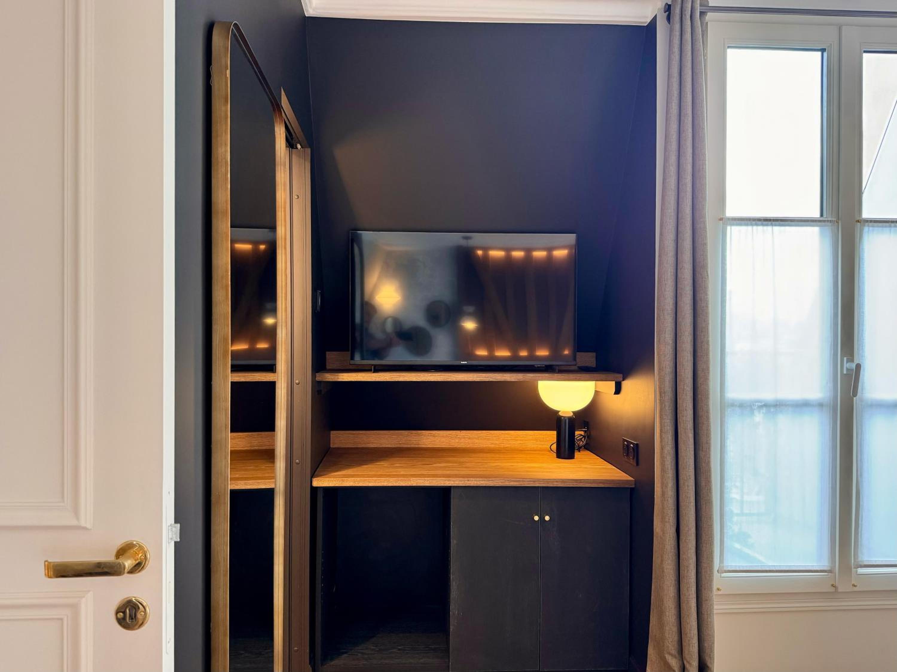 Suite with Balcony photo 3