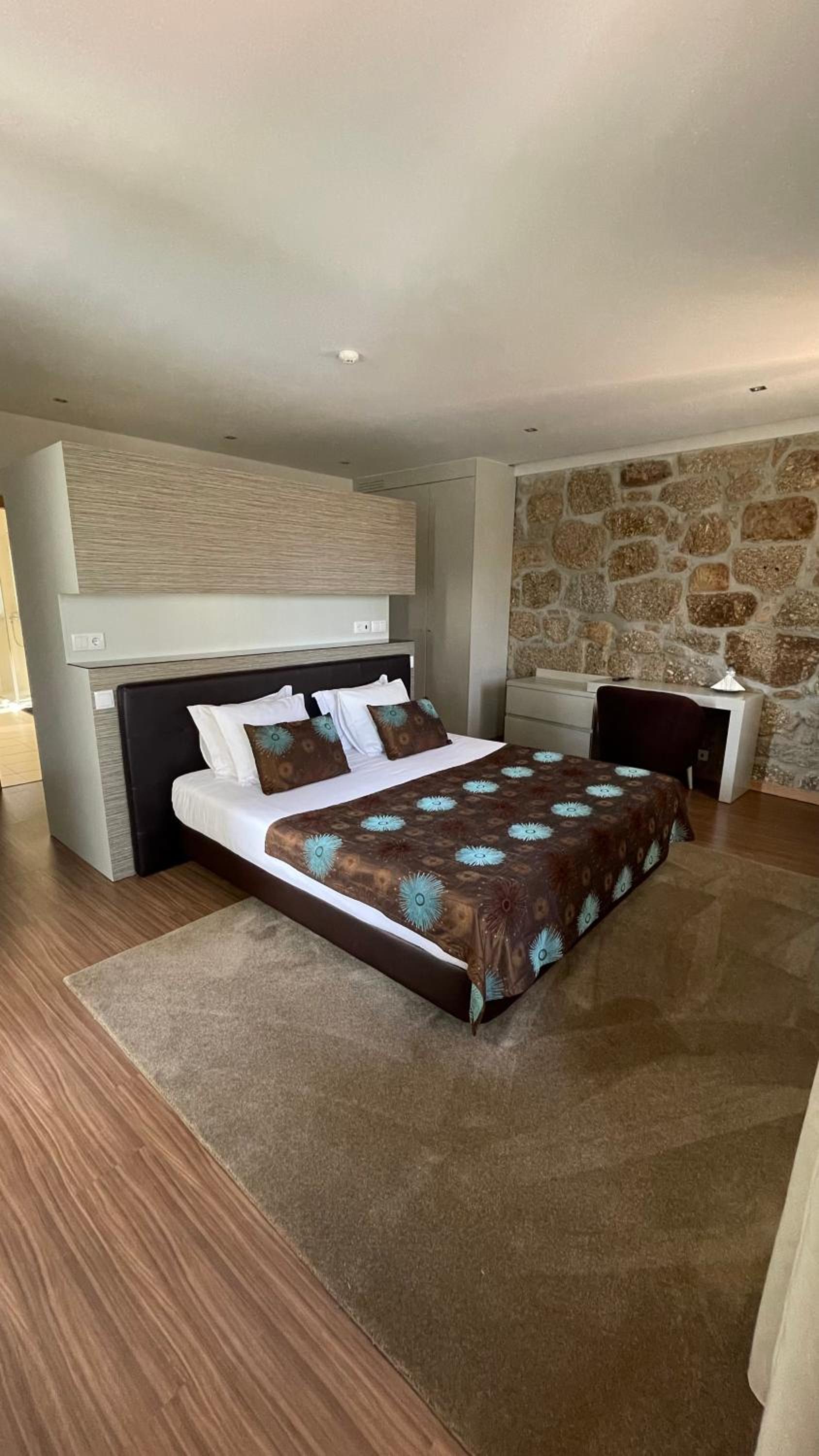 Suite with Spa Bath