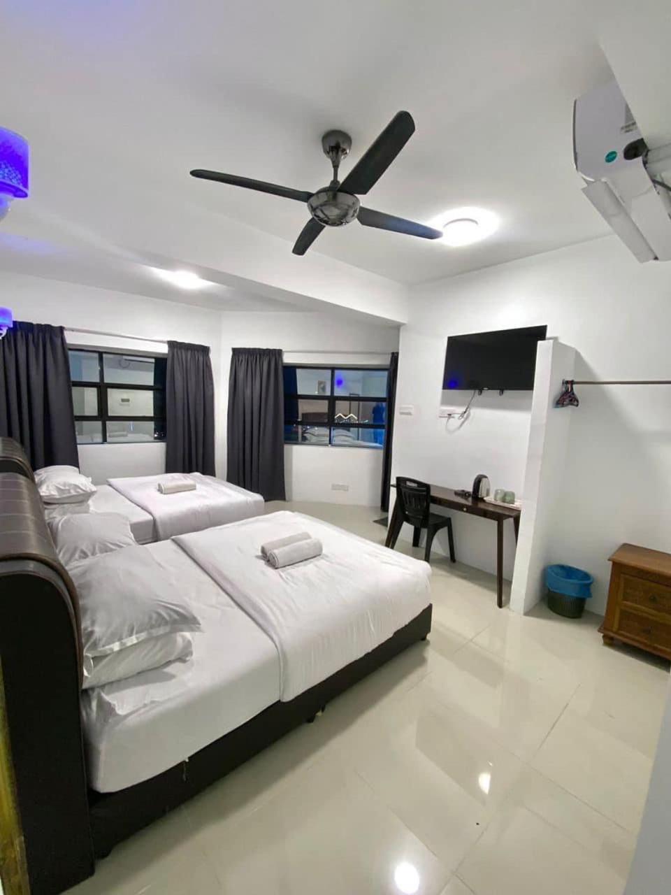 Superior Quadruple Room photo 2