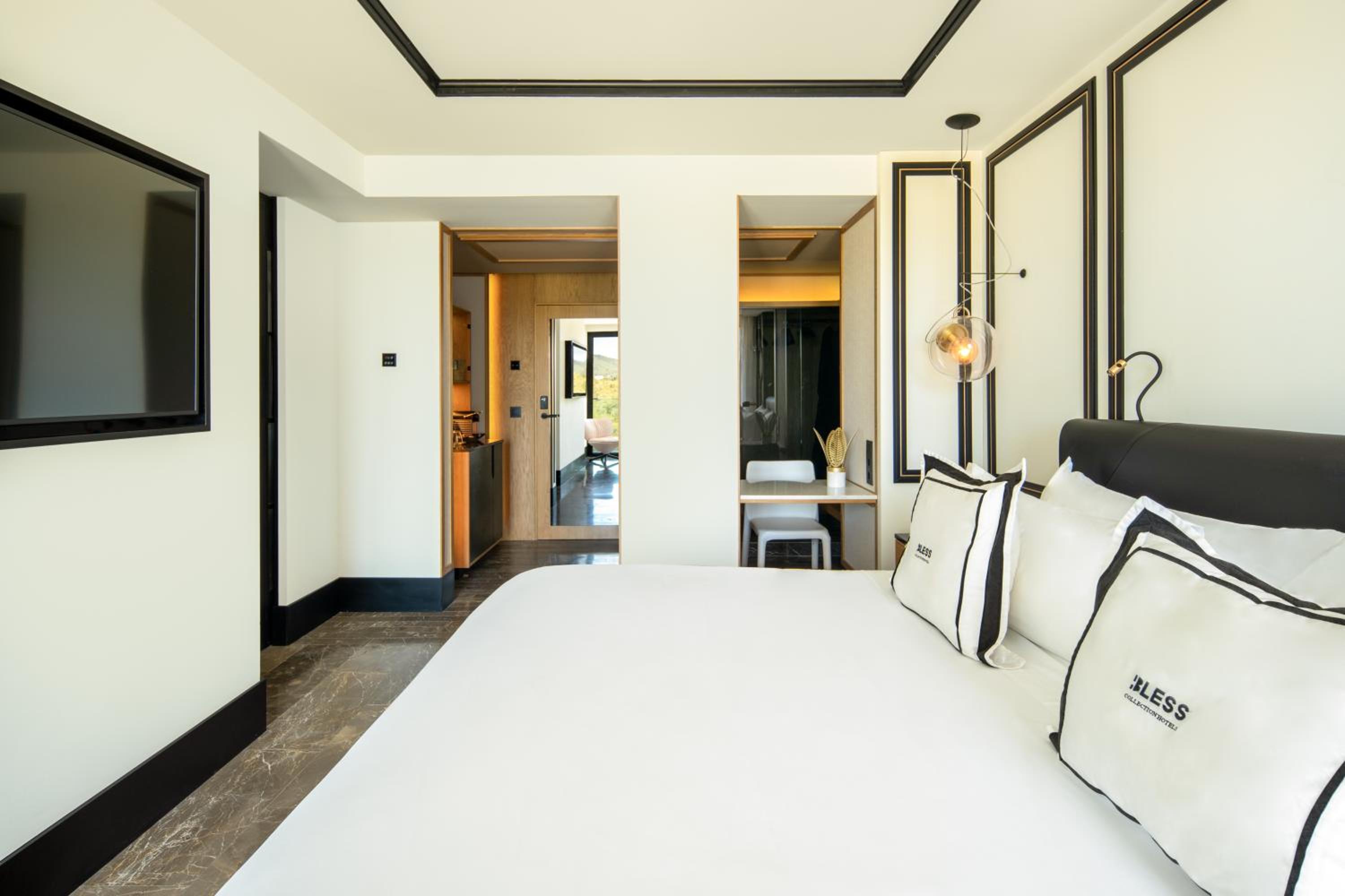 Deluxe Double Room photo 3