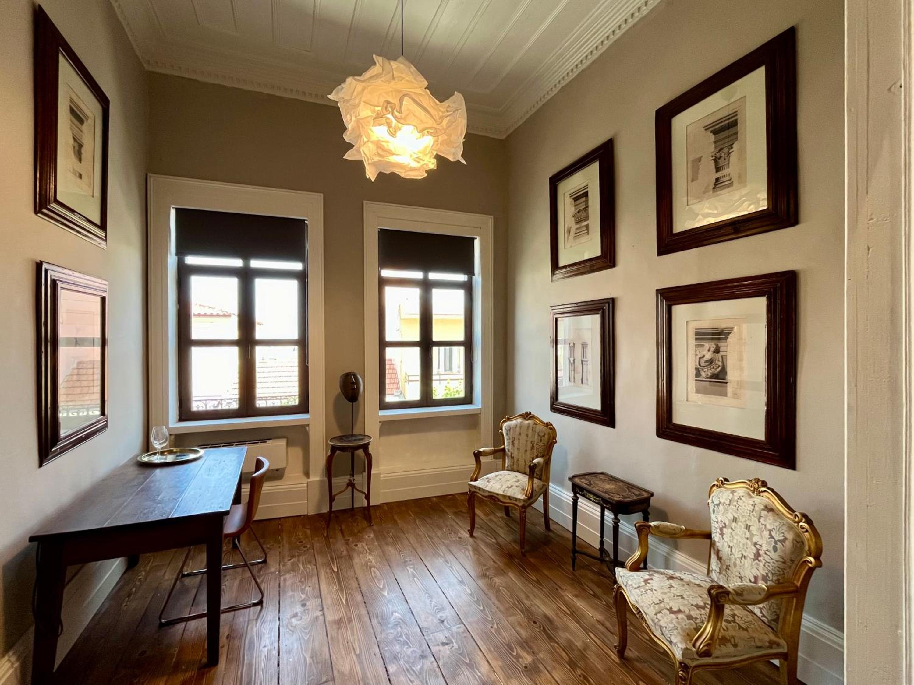Suite - Photo 5