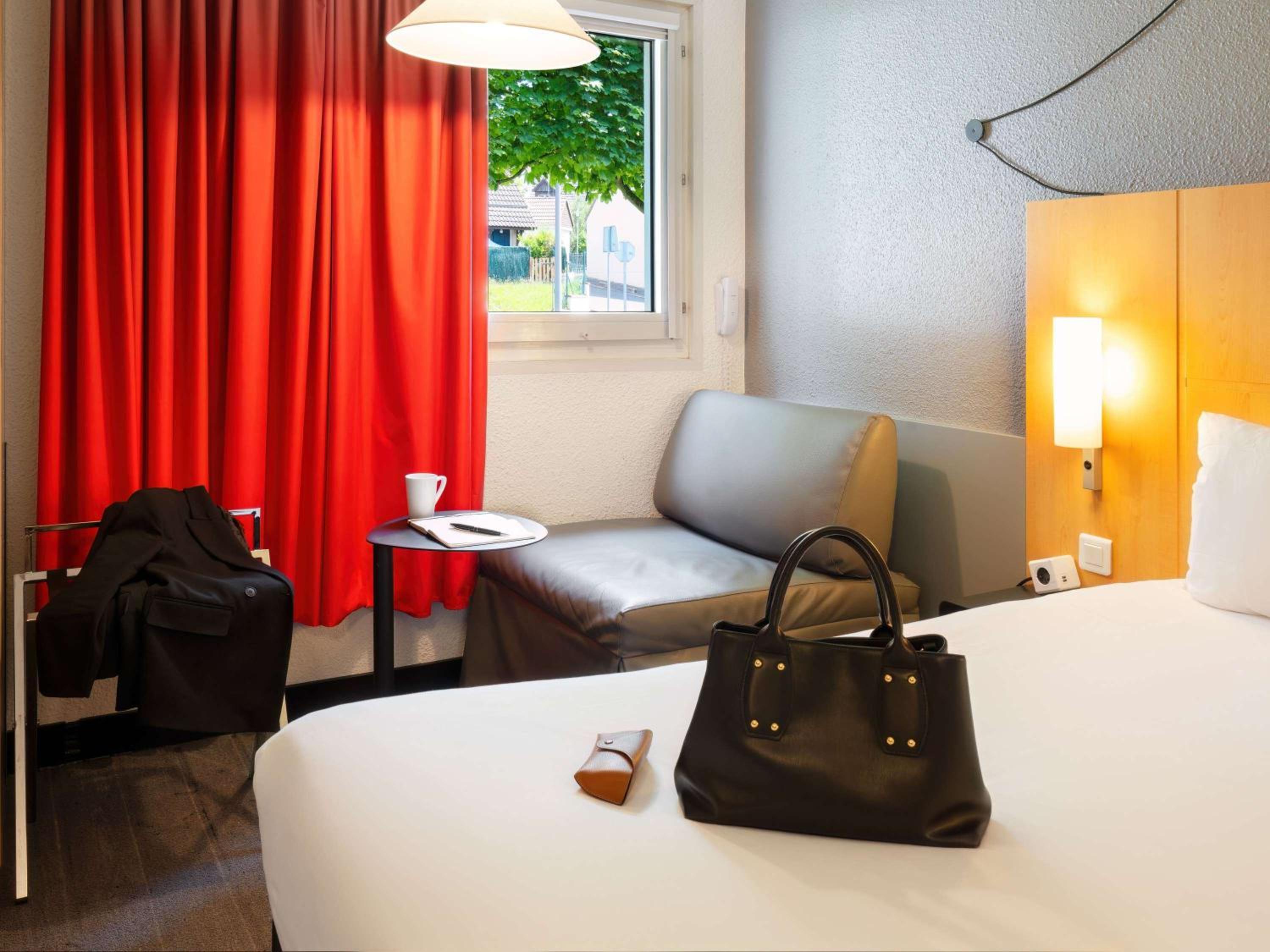 Standard Double Room - Photo 10