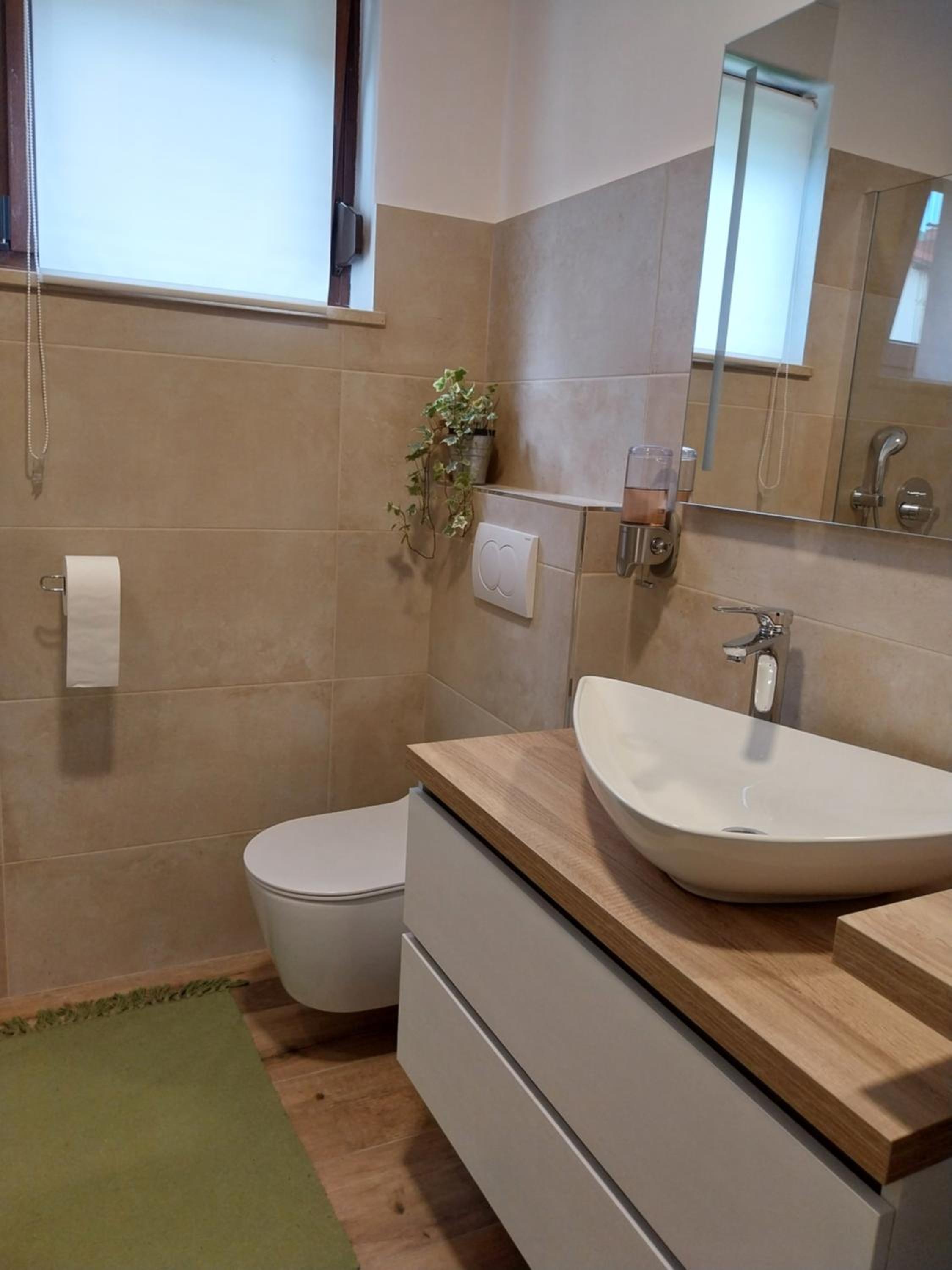 One-Bedroom Apartment with Garden View photo 3